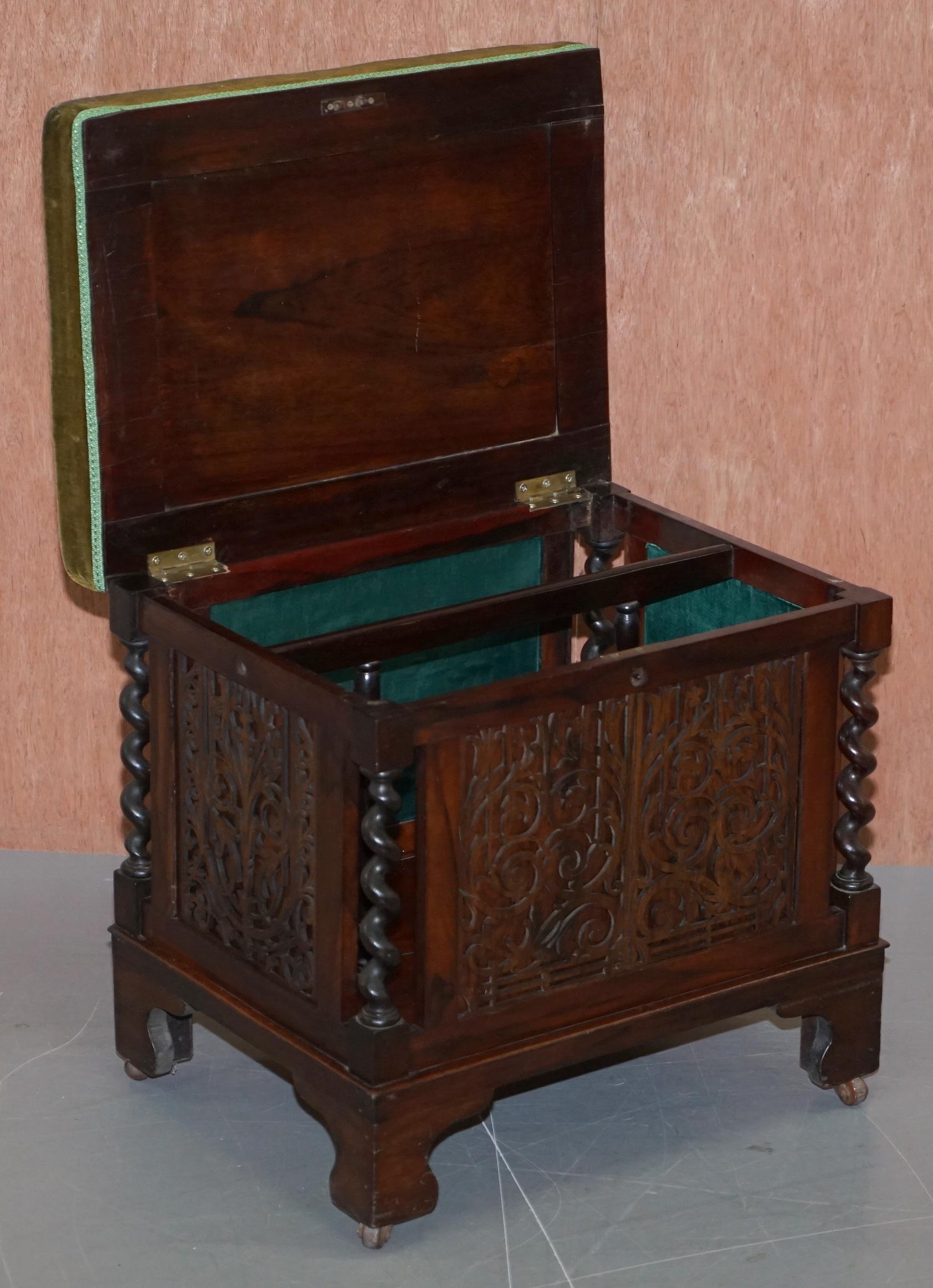 Sublime et ancien tabouret de piano victorien en bois dur fortement sculpté avec roulettes en porcelaine en vente 6