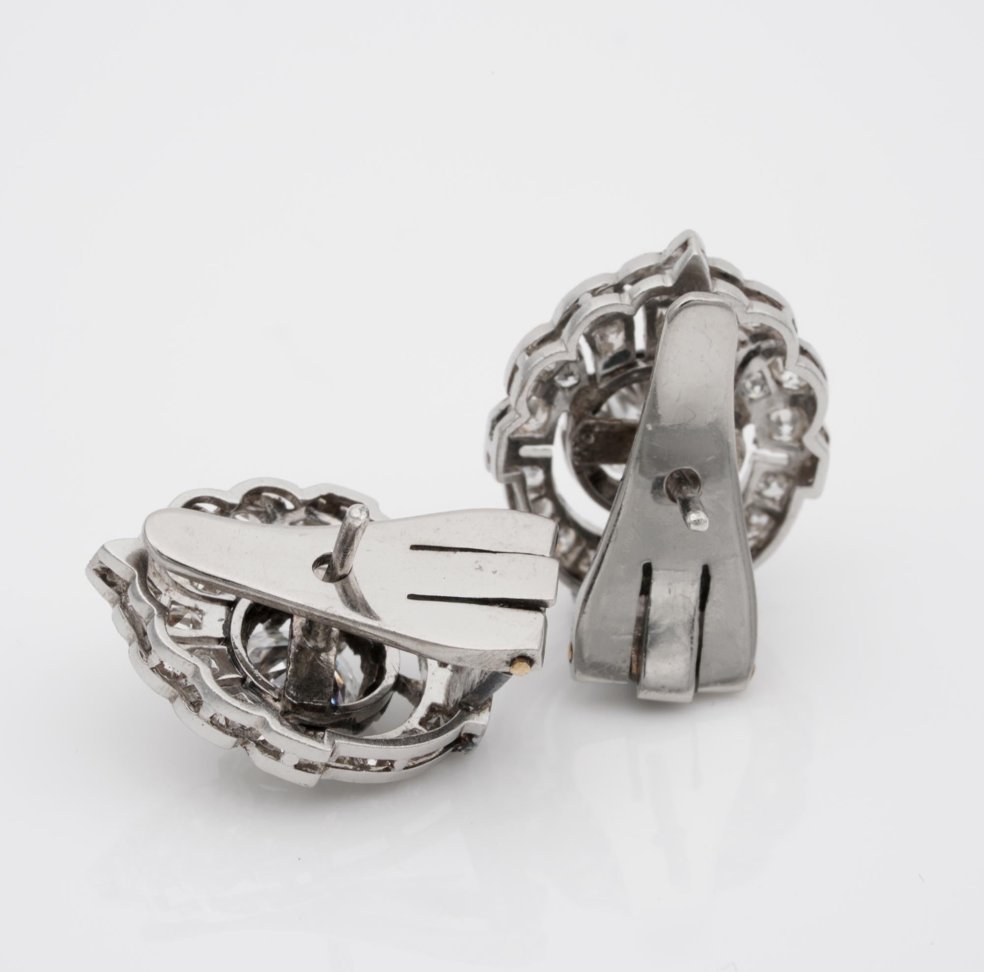 Sublime Art Deco 1.70 Carat Diamond TCW Clip-On Platinum Earrings 2