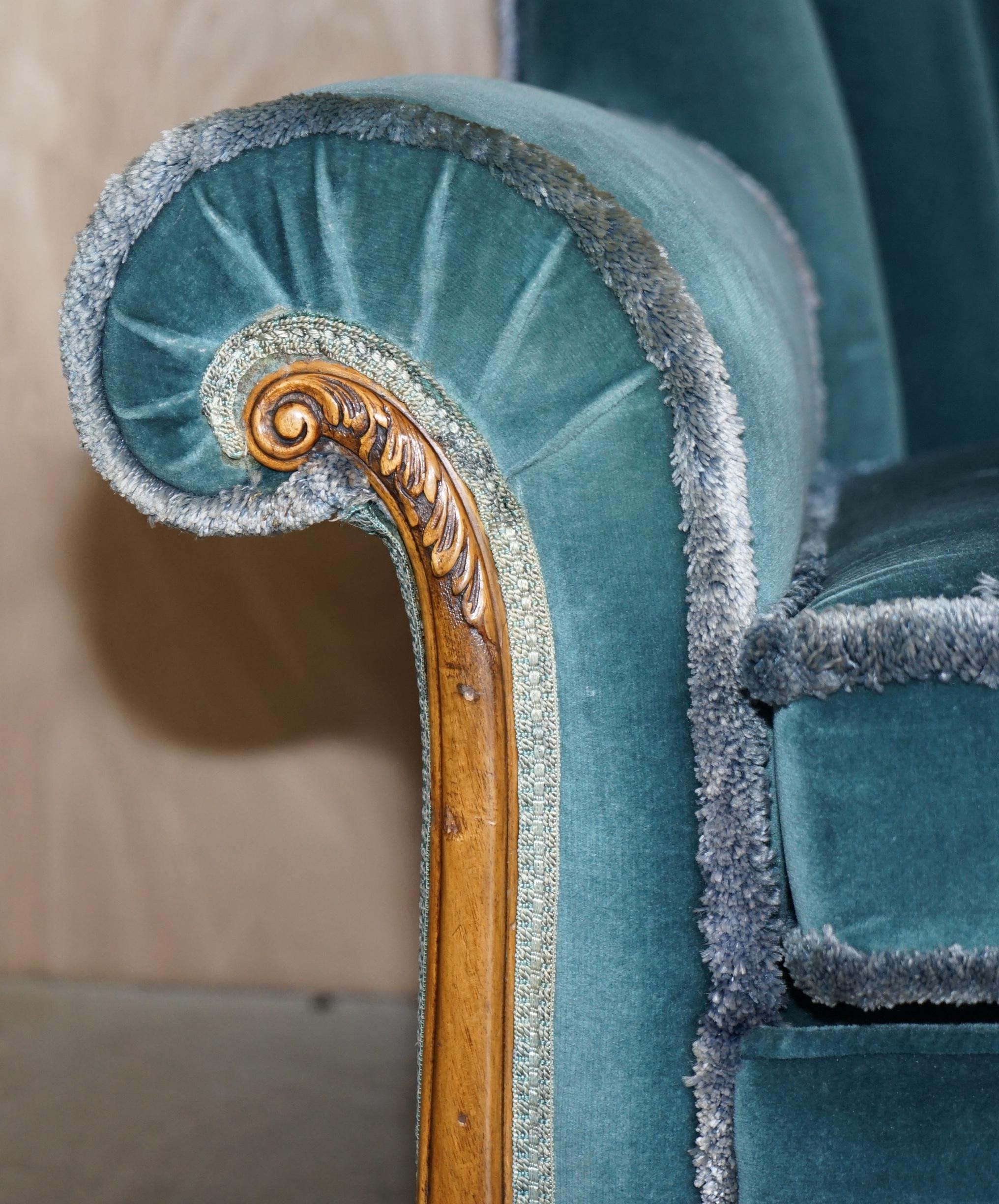 English Sublime Art Deco Burr Walnut Sofa & Pair of Armchairs Suite Blue Velour Fabric For Sale