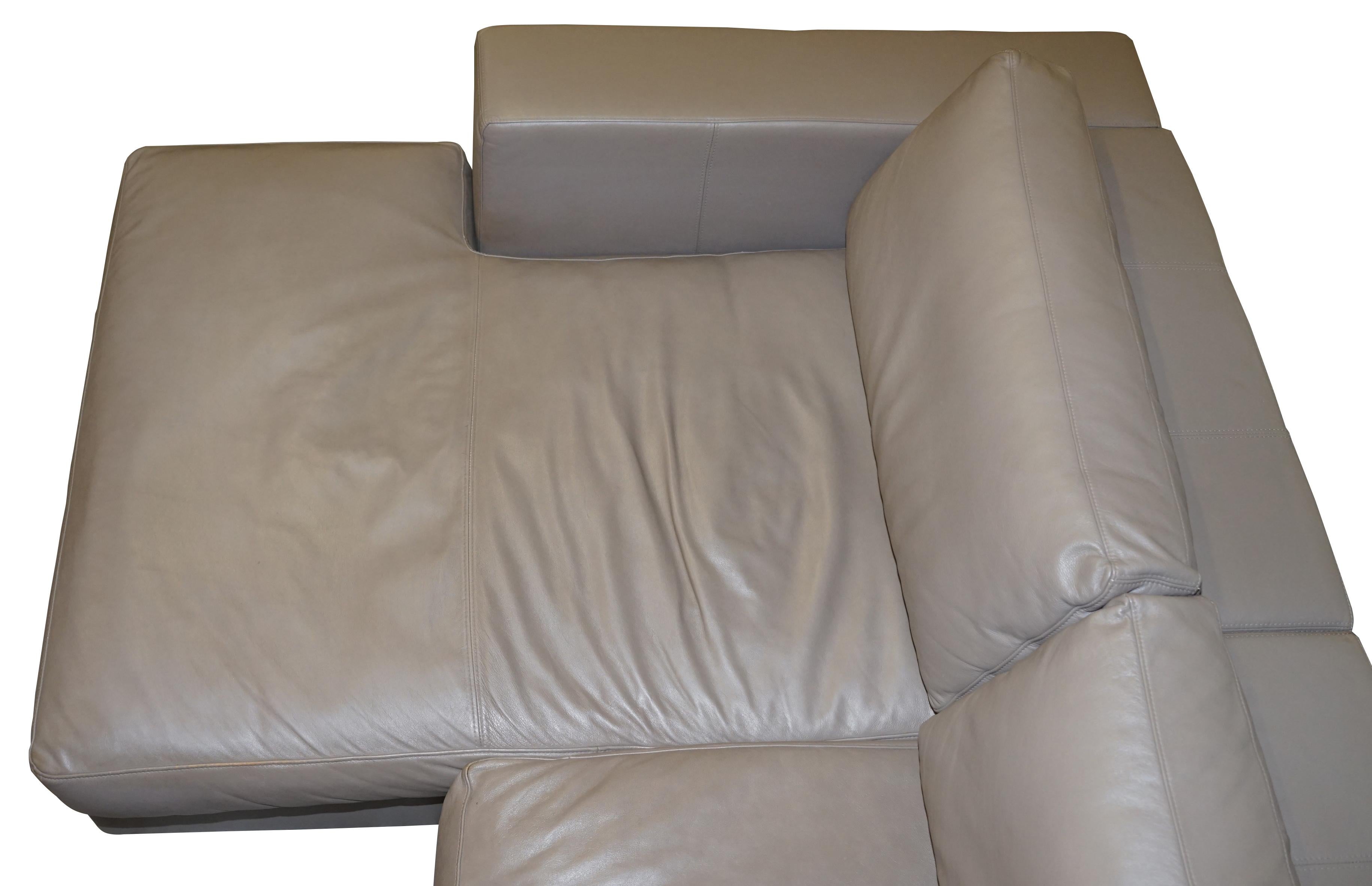 Sublime Bo Concepts Cenova Grey Leather Corner Sofa Chaise Seats 5-6 For Sale 2
