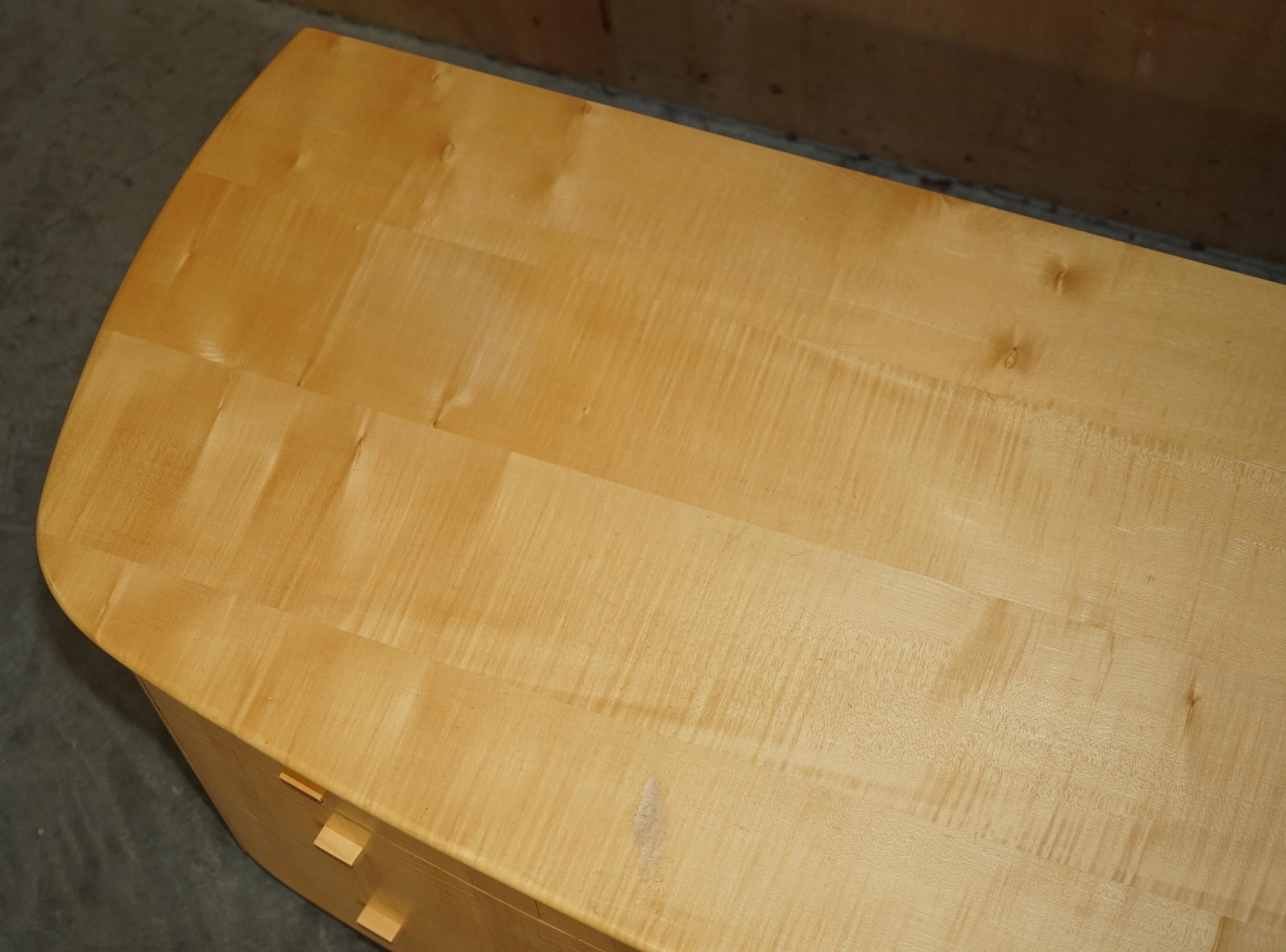 Birch SUBLIME BOW FRONTED BAXTER & LEE SATIN BiRCH CHEST OF DRAWERS SIDEBOARD PART SET For Sale