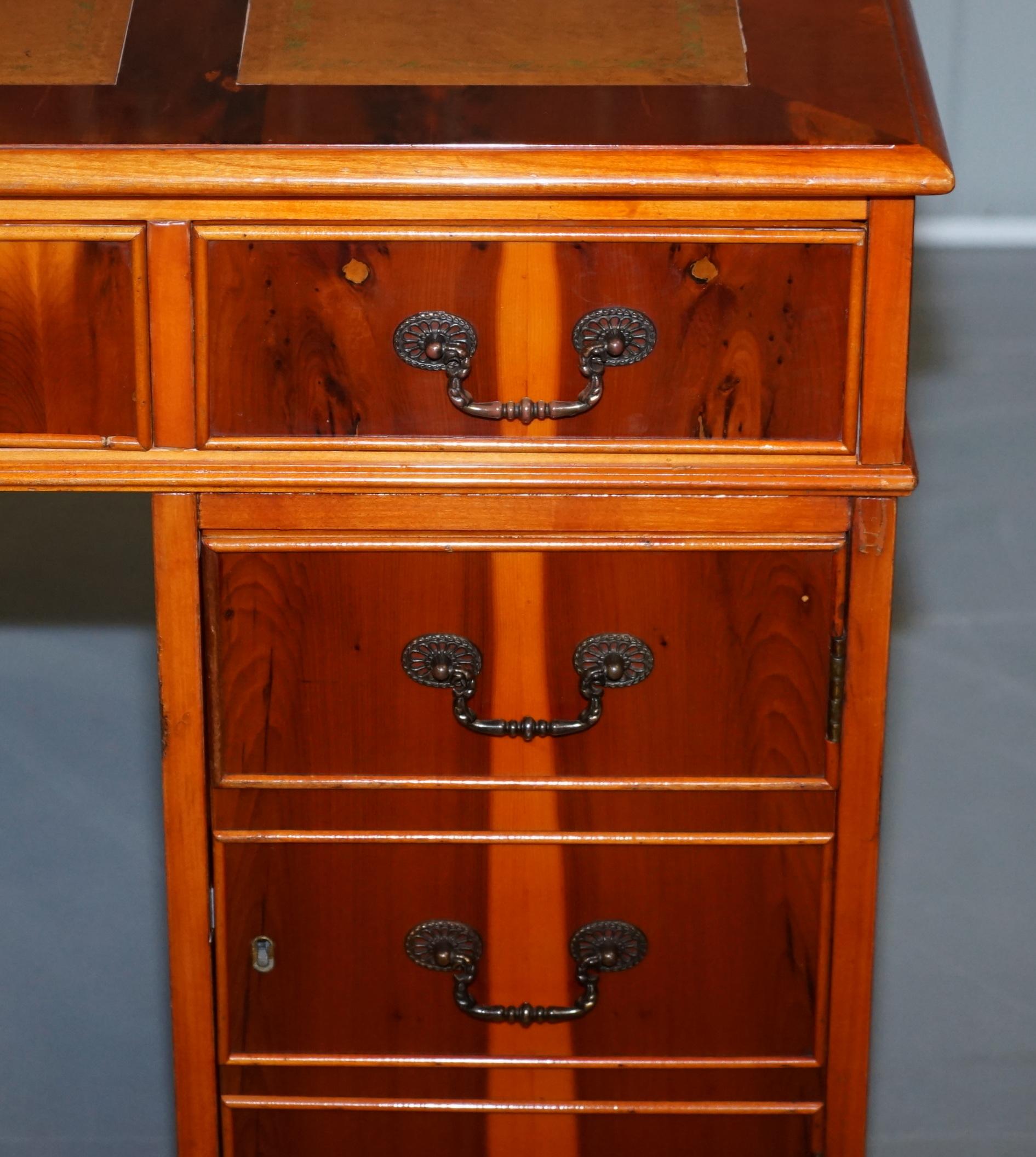 Sublime Burr Yew Wood Twin Pedestal Partner Desk Split Panelled Leather Top 3