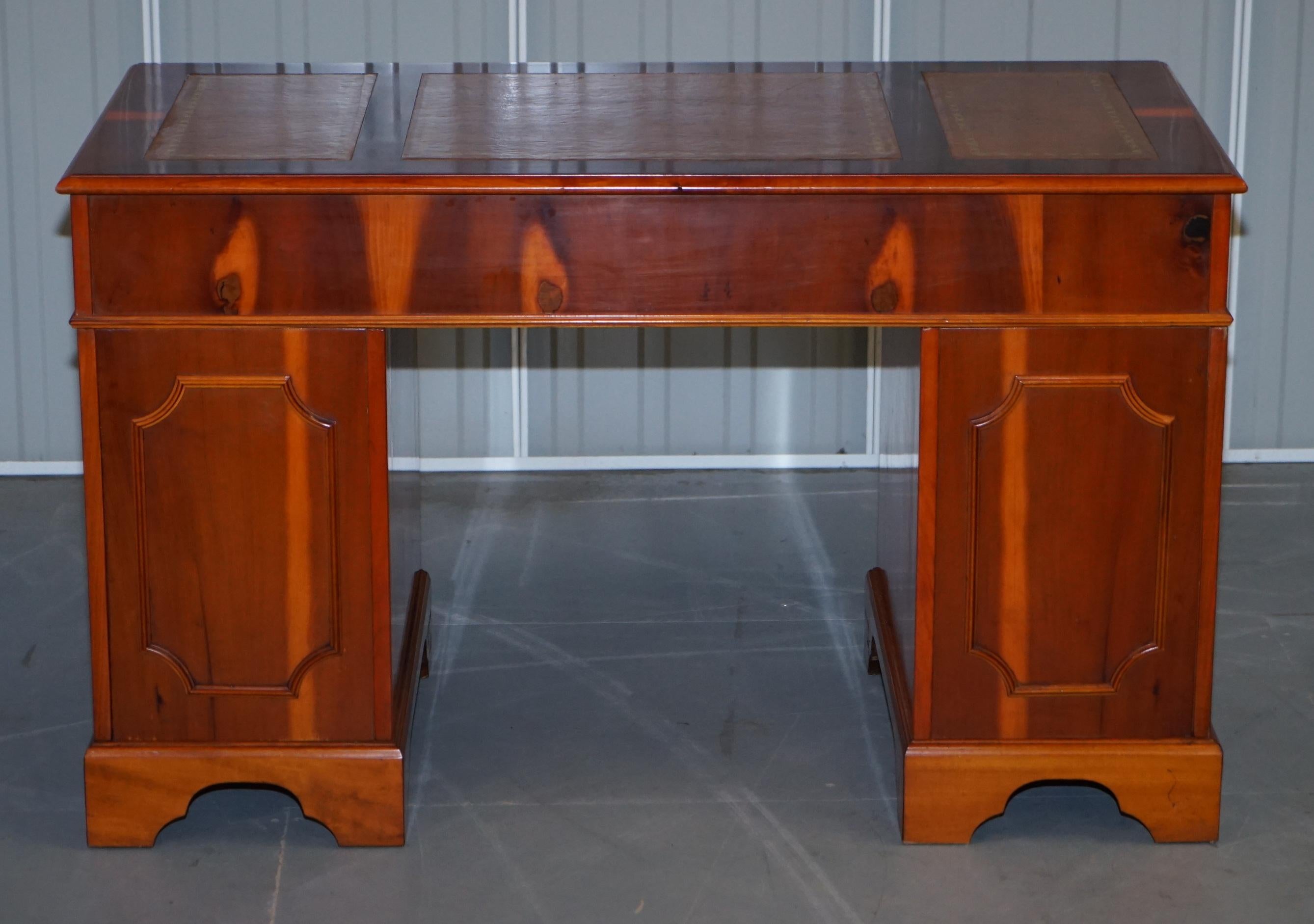 Sublime Burr Yew Wood Twin Pedestal Partner Desk Split Panelled Leather Top 6