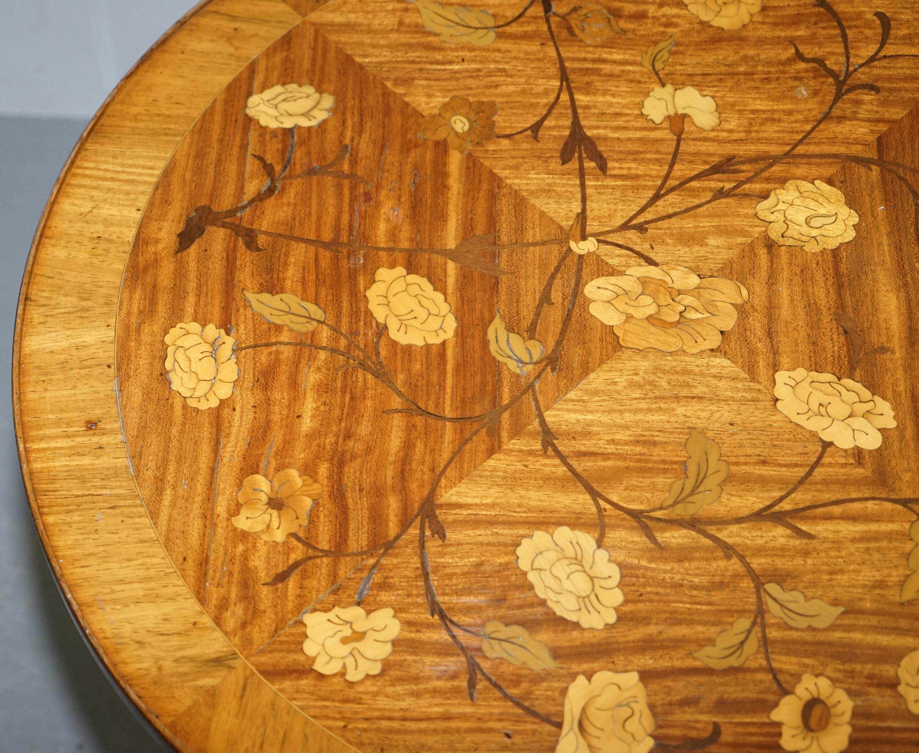 Late Victorian Sublime circa 1900 Italian Marquetry Inlaid in Centre Occasional Table Bronze For Sale