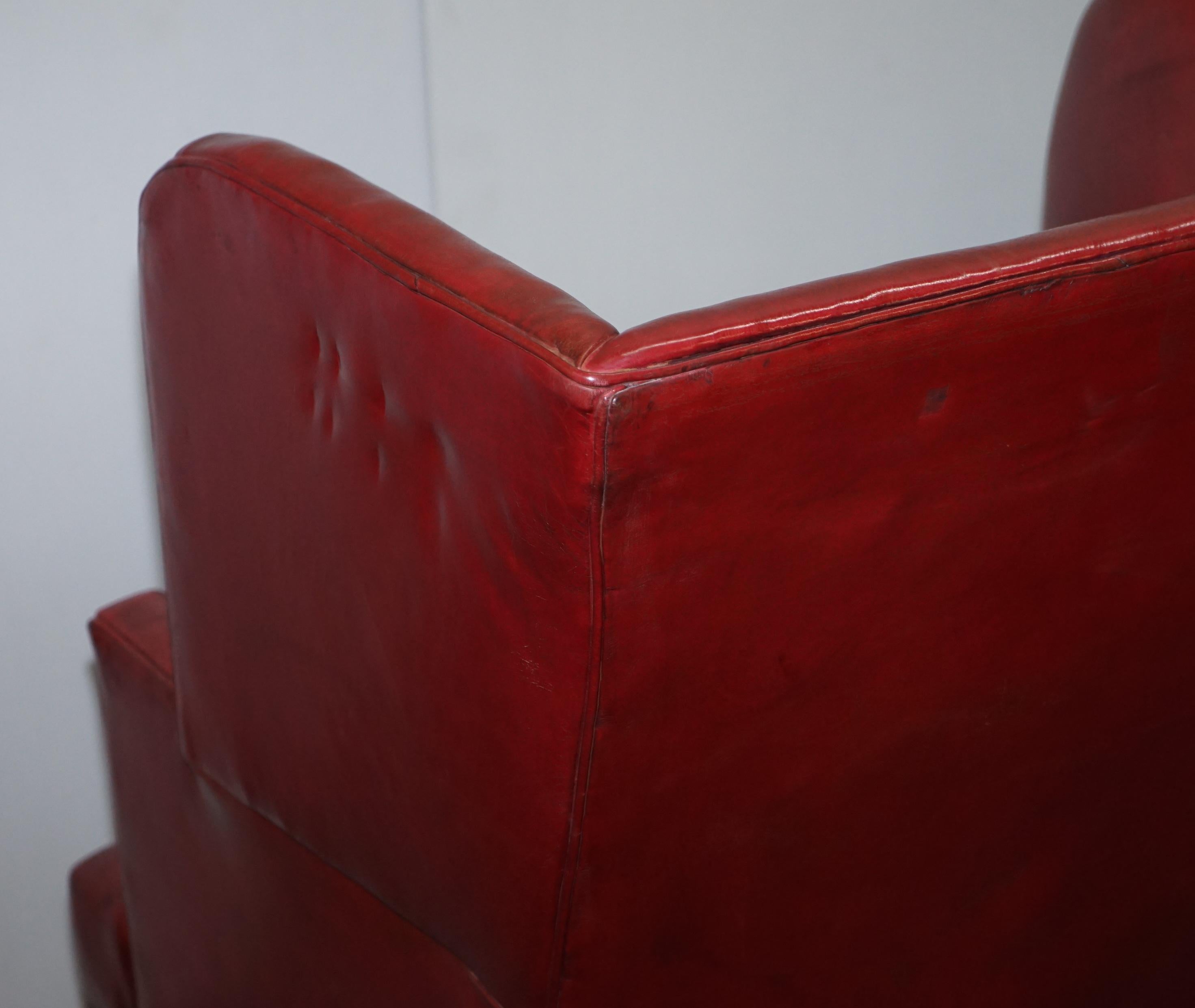 Sublime Early Georgian circa 1780 Porters Wingback Armchair Postbox Red Leather For Sale 7