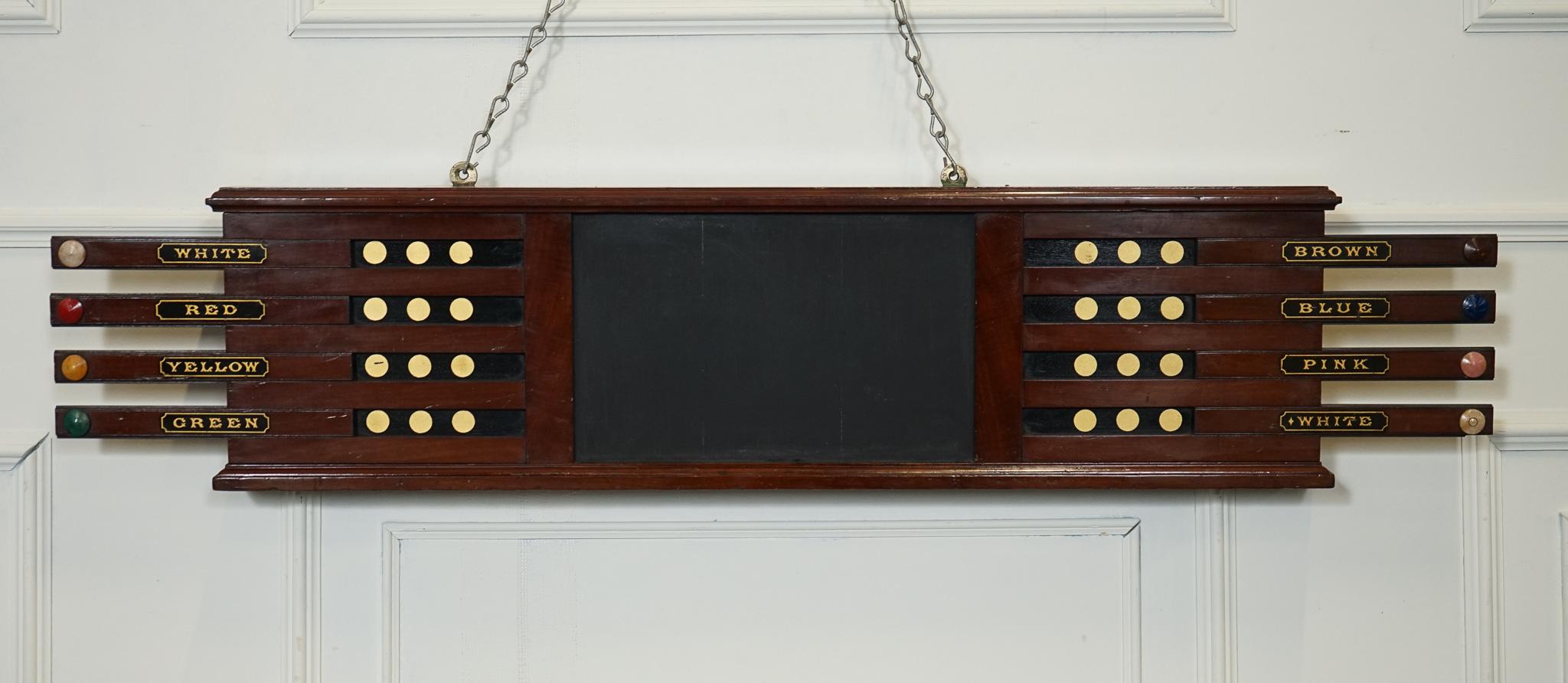 Bois de feuillus SUBLIME EST 1873 - SCOREBOARD SNOOKER POOL DE ORME & SONS MANCHESTER en vente
