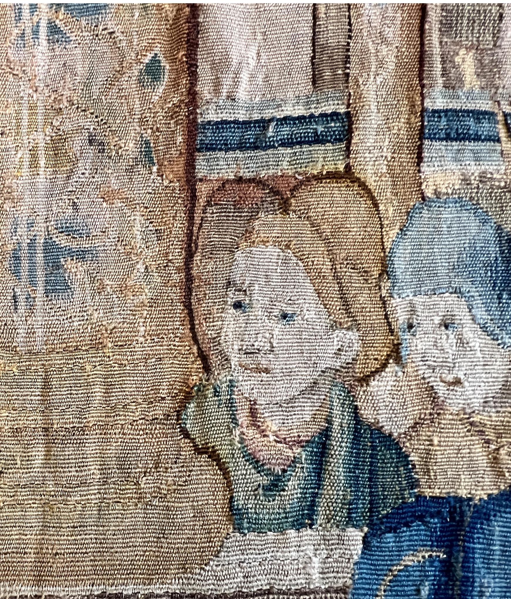 Hand-Woven Sublime Flanders Tapestry - end of 16th century - N° 891 For Sale