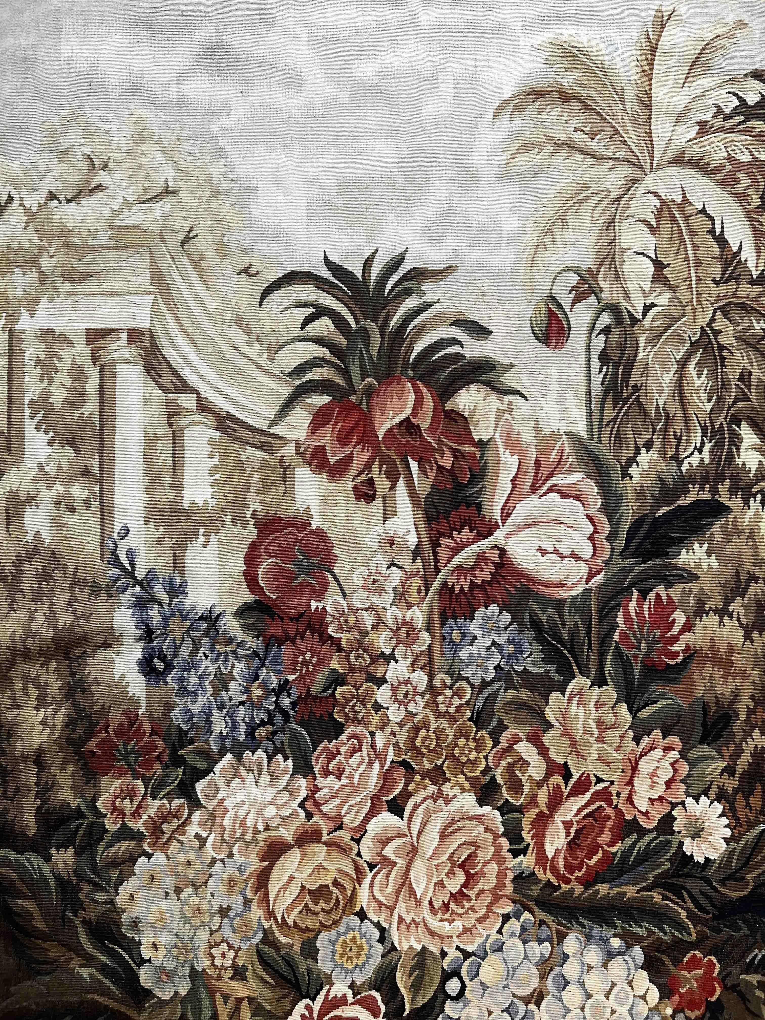 Hand-Woven sublime floral tapestry of XX th century - n° 1191 For Sale