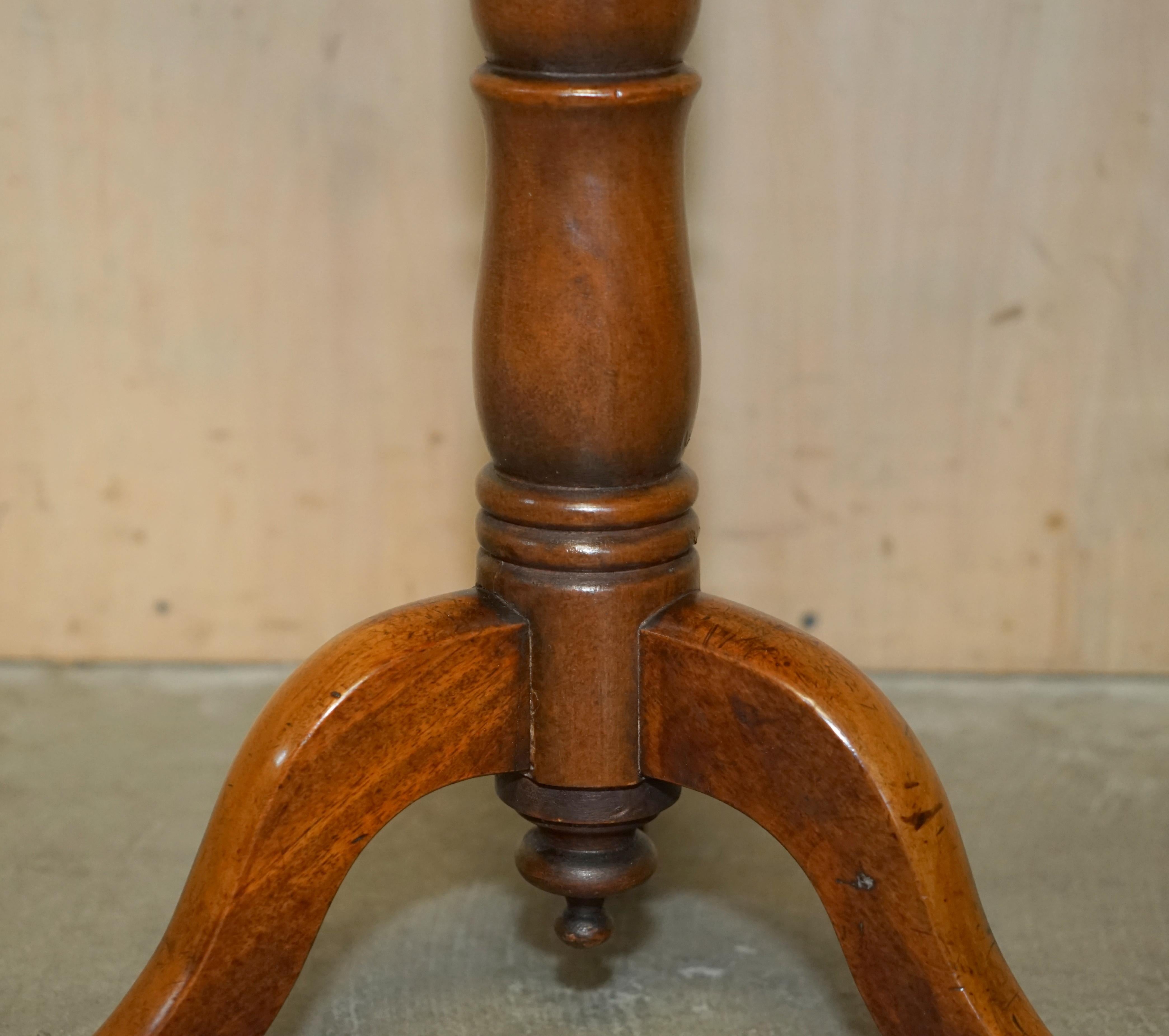Wood SUBLIME FULLY RESTORED CIRCA 1840 ANTiQUE SPECIMEN WOOD OCCASIONAL SIDE TABLe For Sale