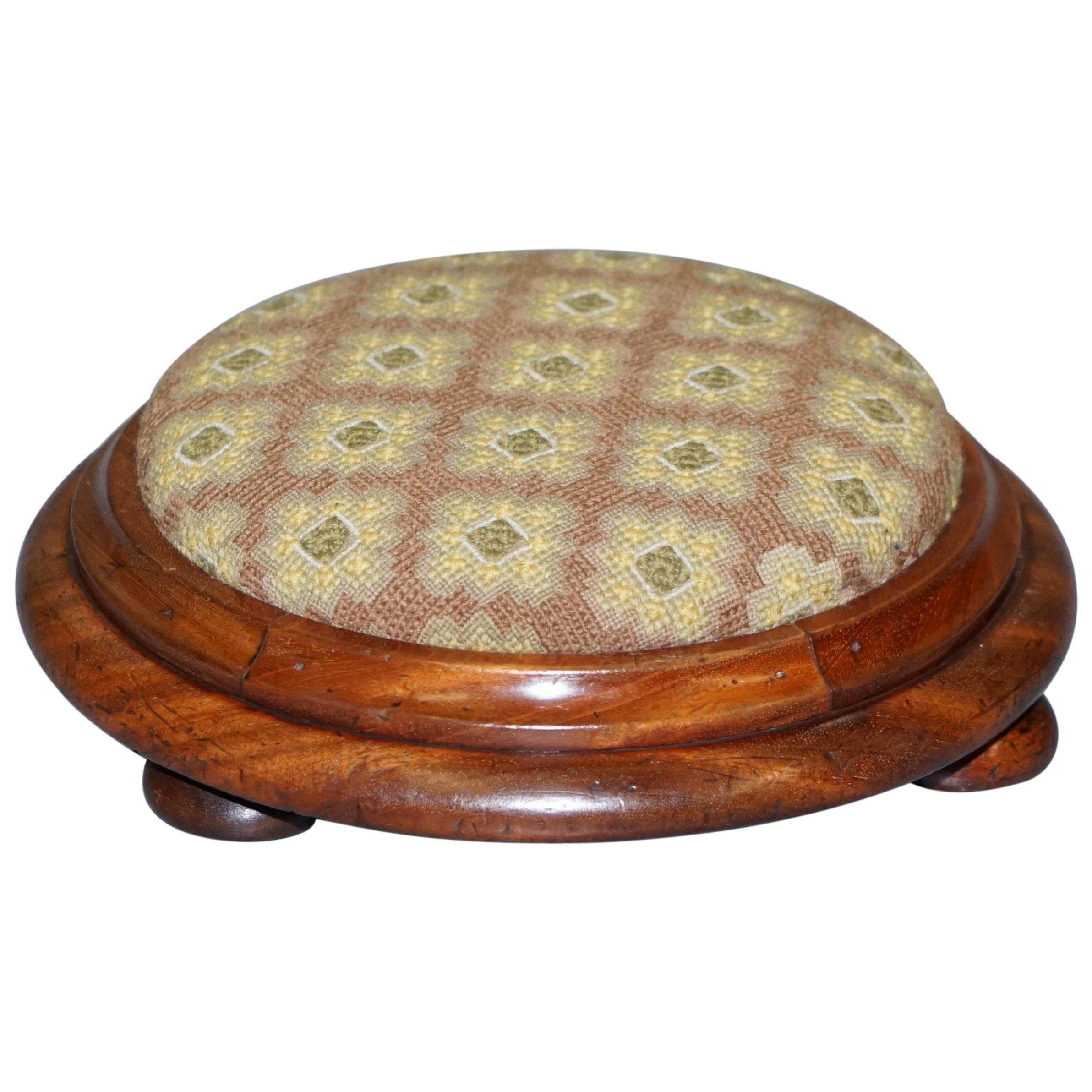 Sublime Georgian 1780 Small Round Walnut Footstool Very Decorative Little Piece