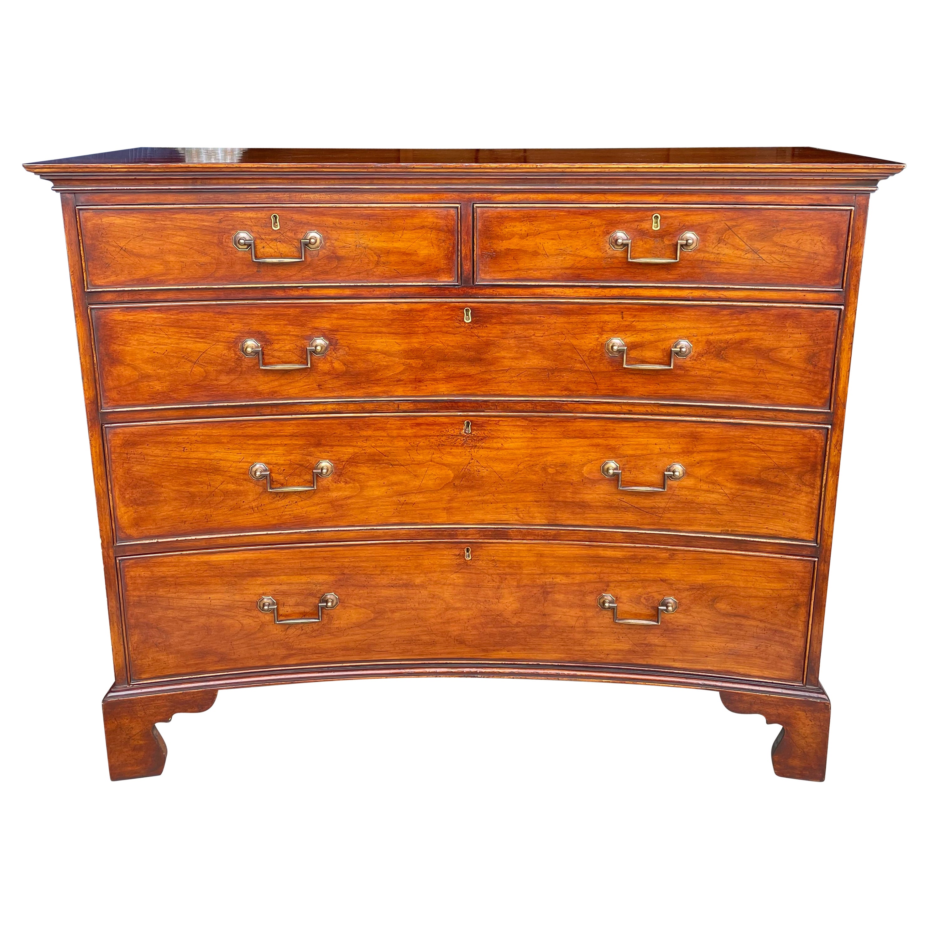 Sublime cómoda cóncava de caoba Holland MacRae para Lee Jofa Chatsworth en venta