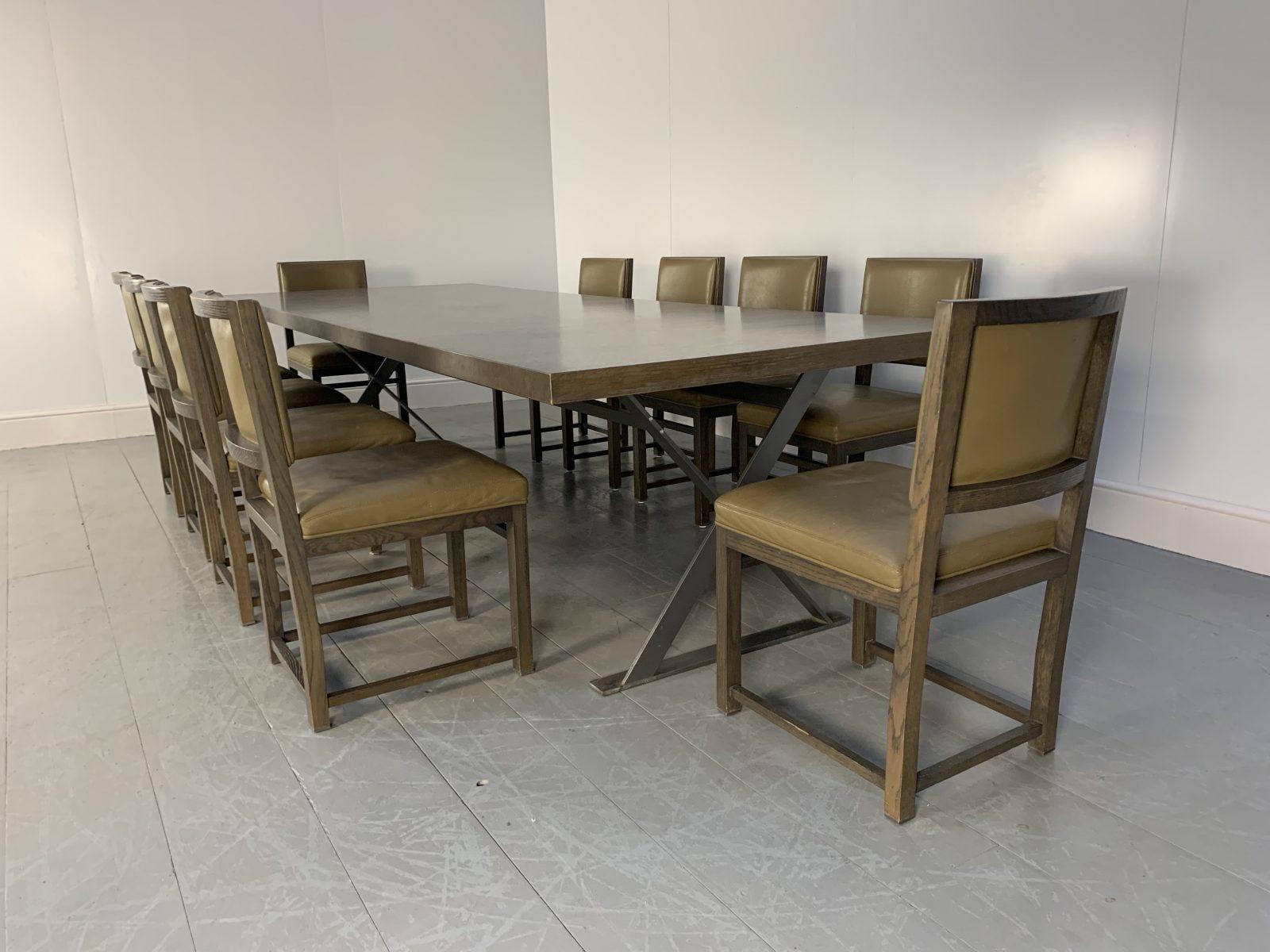 Sublime Huge B&B Italia “Max” Dining Table & 10 “Maxalto” Dining Chairs in Grey For Sale 4