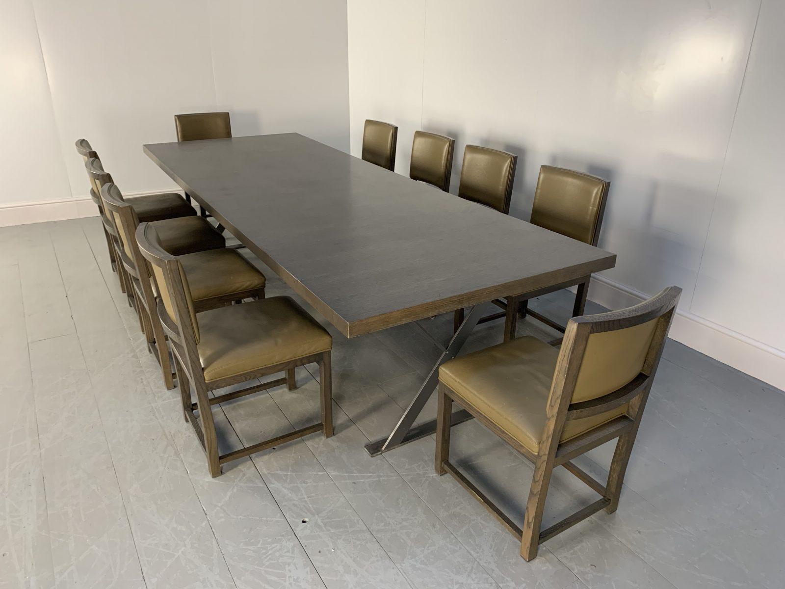 XXIe siècle et contemporain Sublime grande table de salle à manger longue B&B Italia et 10 chaises de salle à manger Maxalto en gris en vente