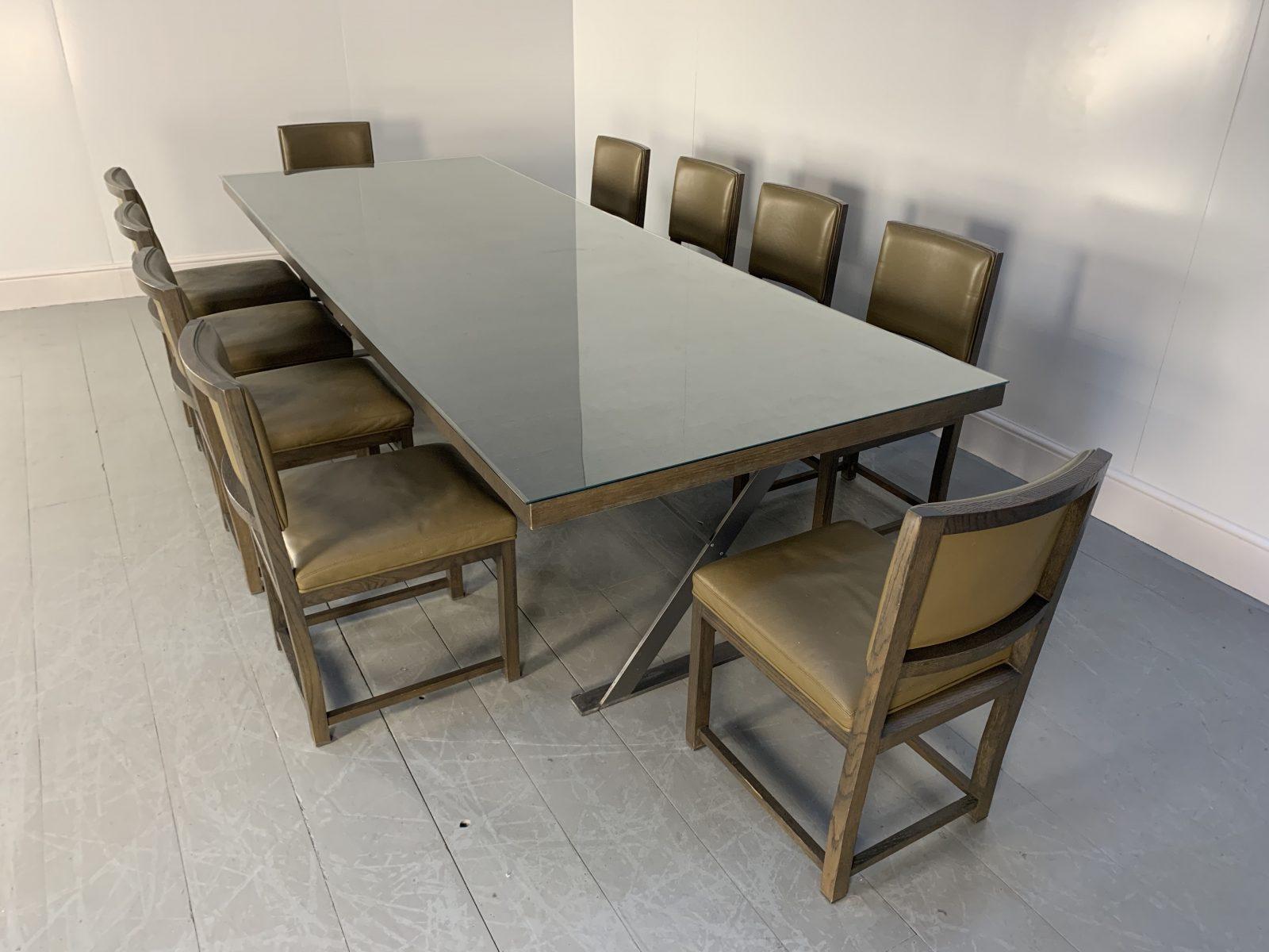 Cuir Sublime grande table de salle à manger longue B&B Italia et 10 chaises de salle à manger Maxalto en gris en vente