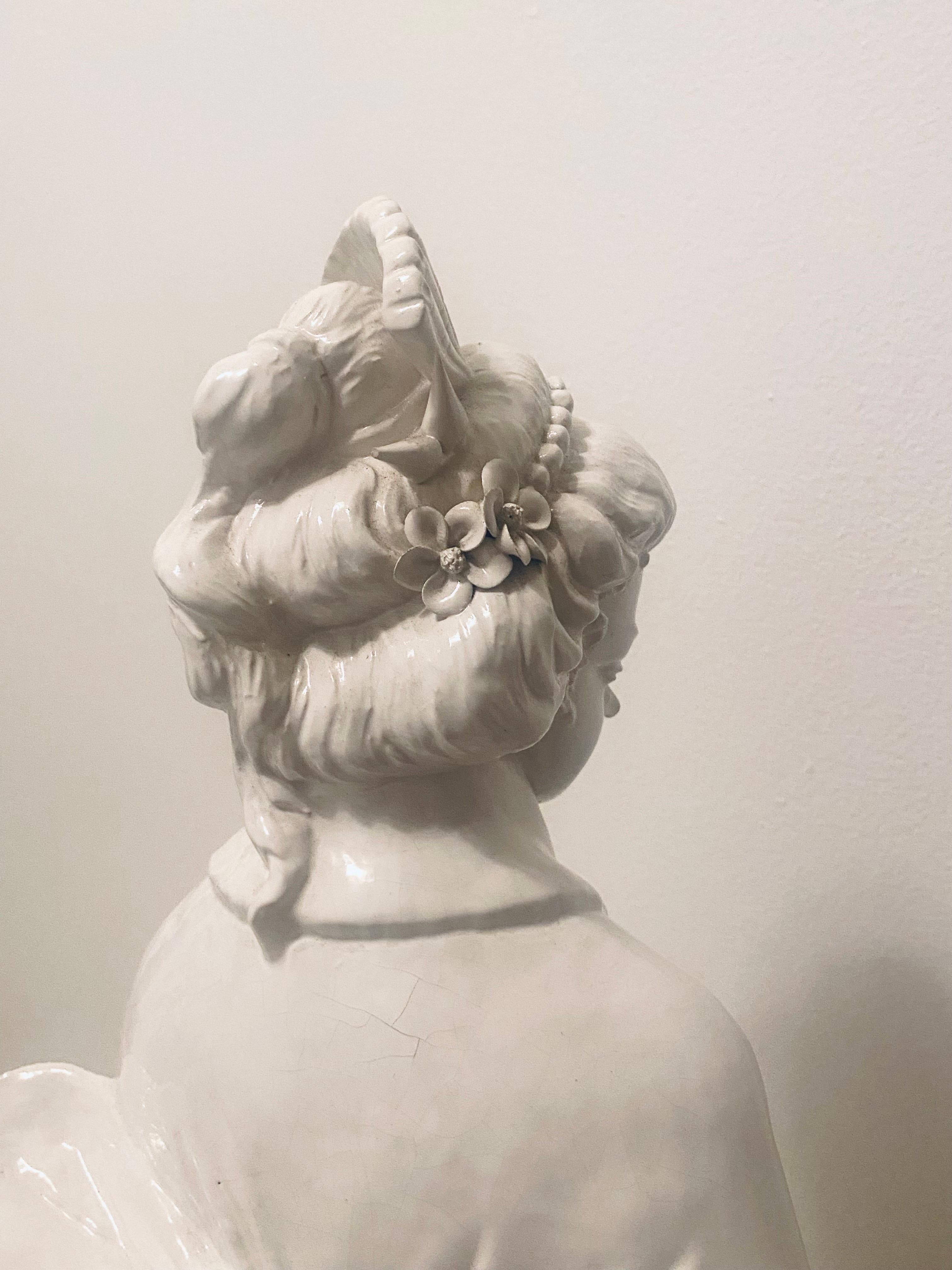 Sublime Italian Mid-Century Pearlized Ceramic Geisha Figurine on Pedestal 4