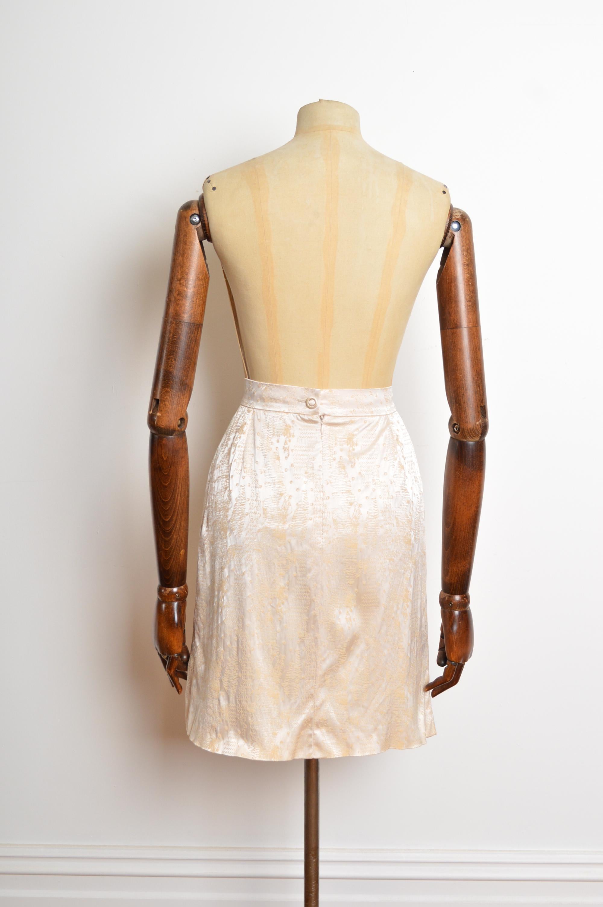 Sublime jupe crayon MADAME GRÉS Ivoire Satin texturé Crème Vintage en vente 4