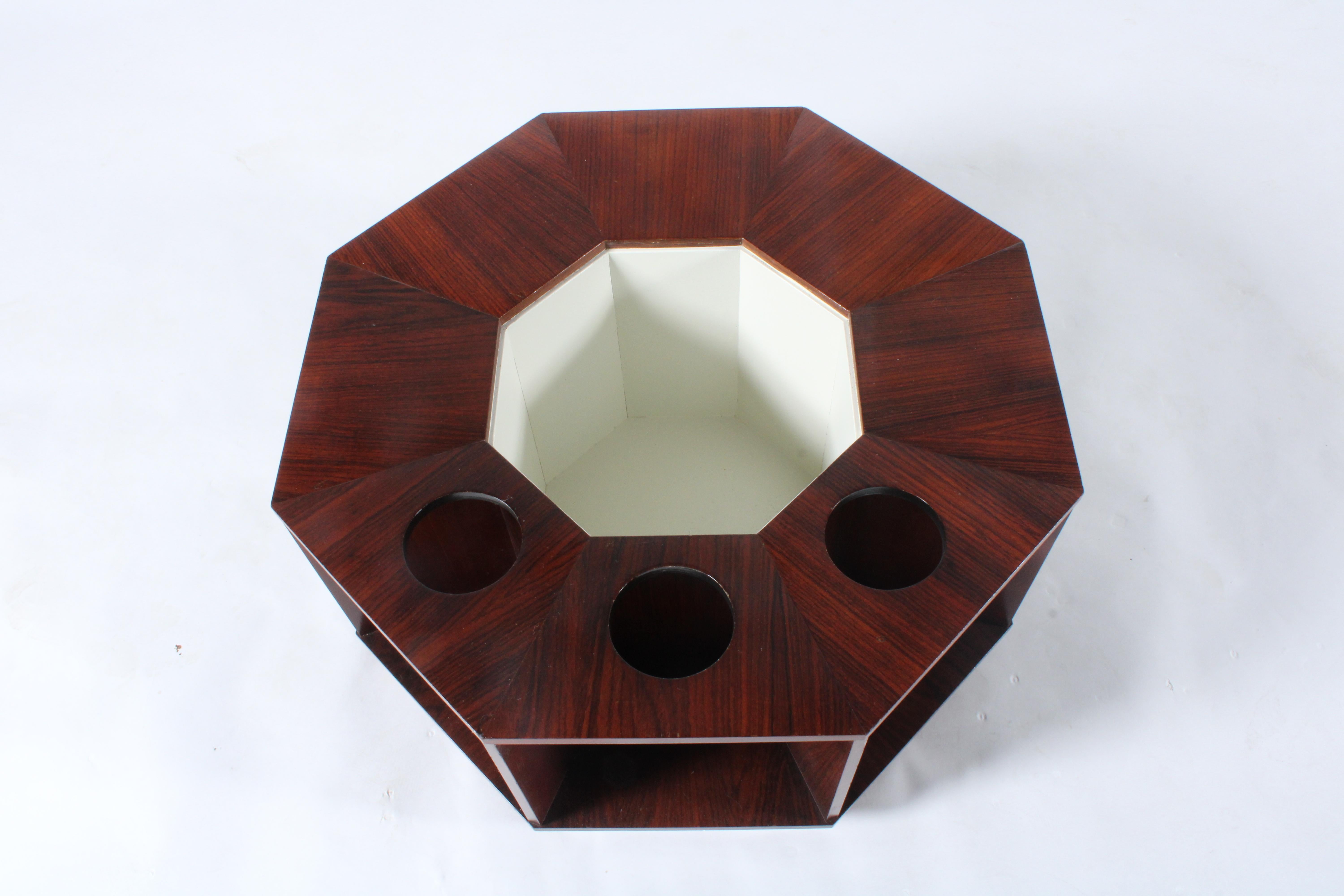 Sublime Mid Century Italian Octagonal Coffee / Cocktail Table *Free Delivery For Sale 5