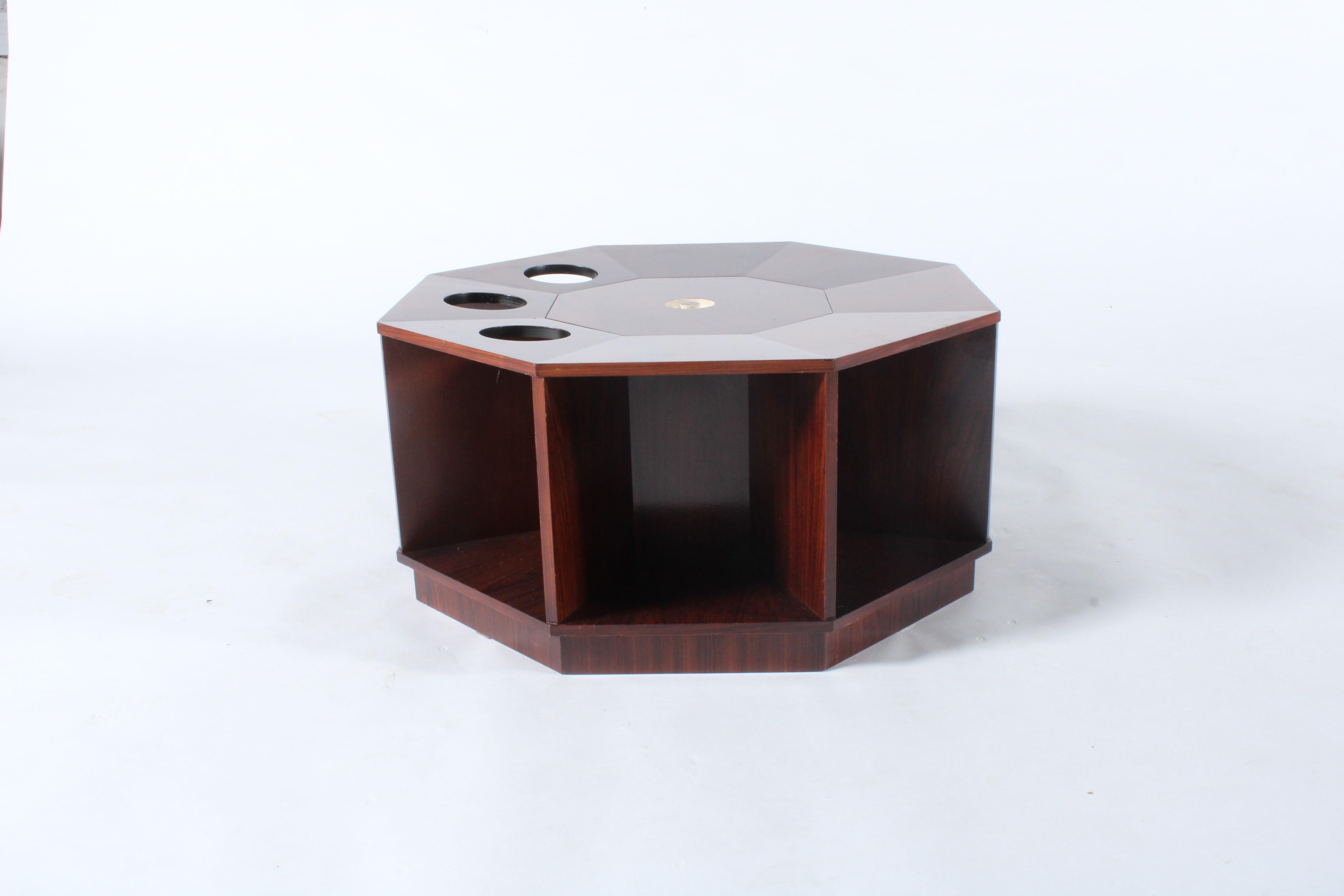 Sublime Mid Century Italian Octagonal Coffee / Cocktail Table *Free Delivery In Good Condition For Sale In Portlaoise, IE