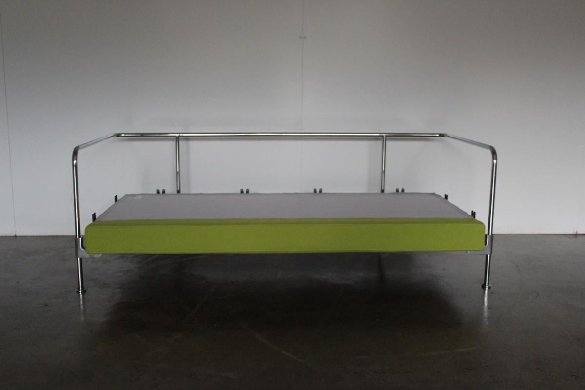 Sublime Mint Vitra “Alcove” 2-Seat Highback Sofa in Lime Green “Credo” Fabric  For Sale 1