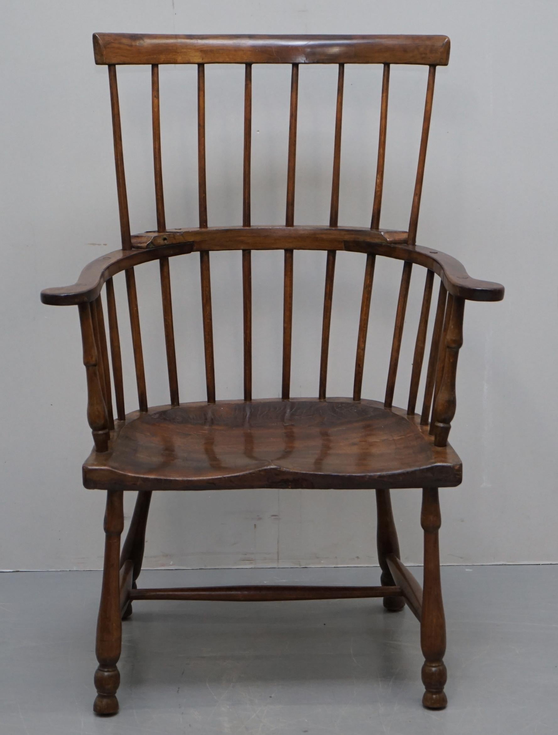 We are delighted to offer for sale this stunning 19th century elm comb back Windsor armchair, circa 1840

A highly coveted, well made and decorative armchair, in the traditional elm, this is an comb back version which is highly collectable and