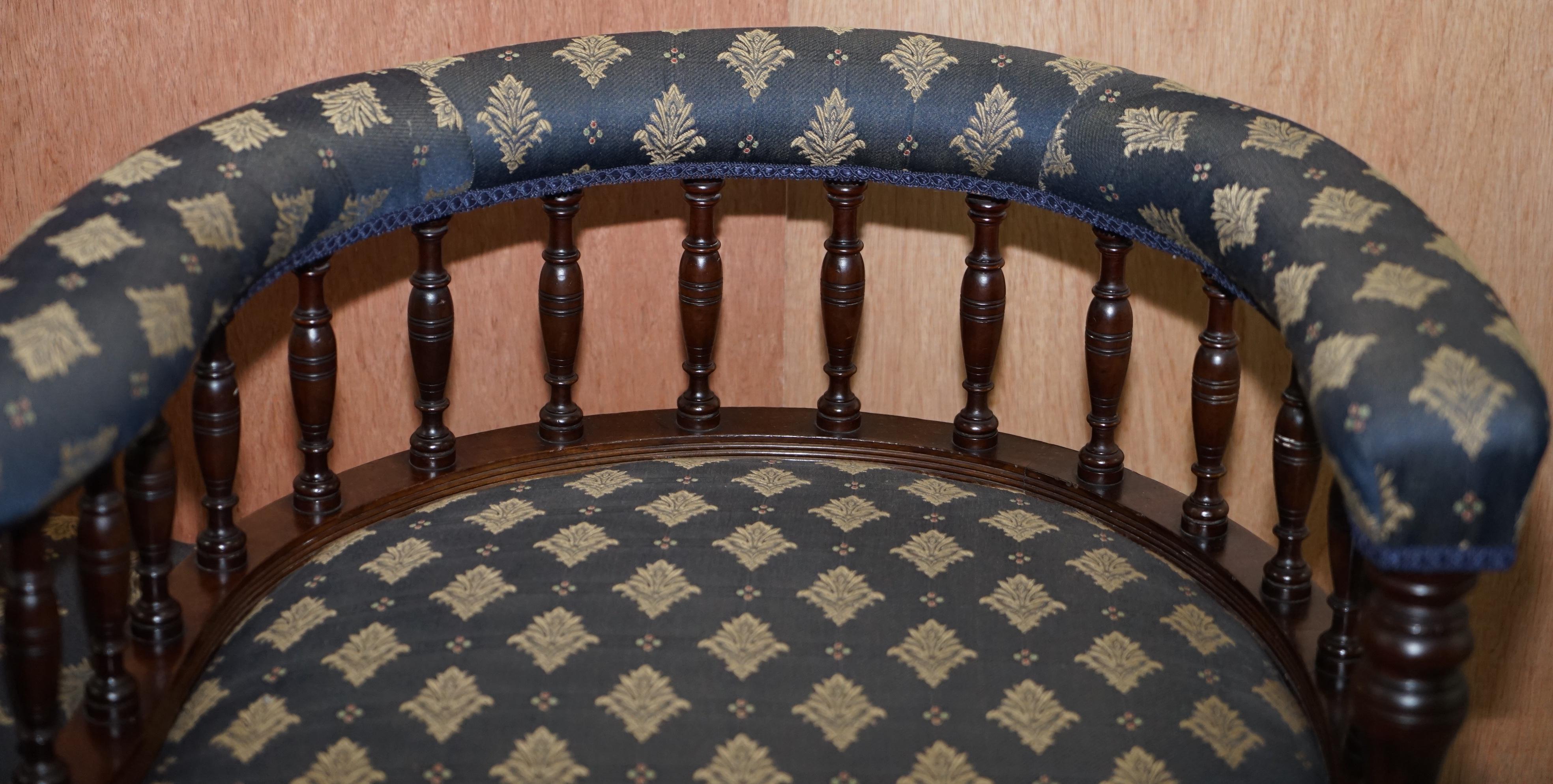 English Sublime Original Antique Victorian 1860 Tete a Tete Love Coversation Sofa Seat