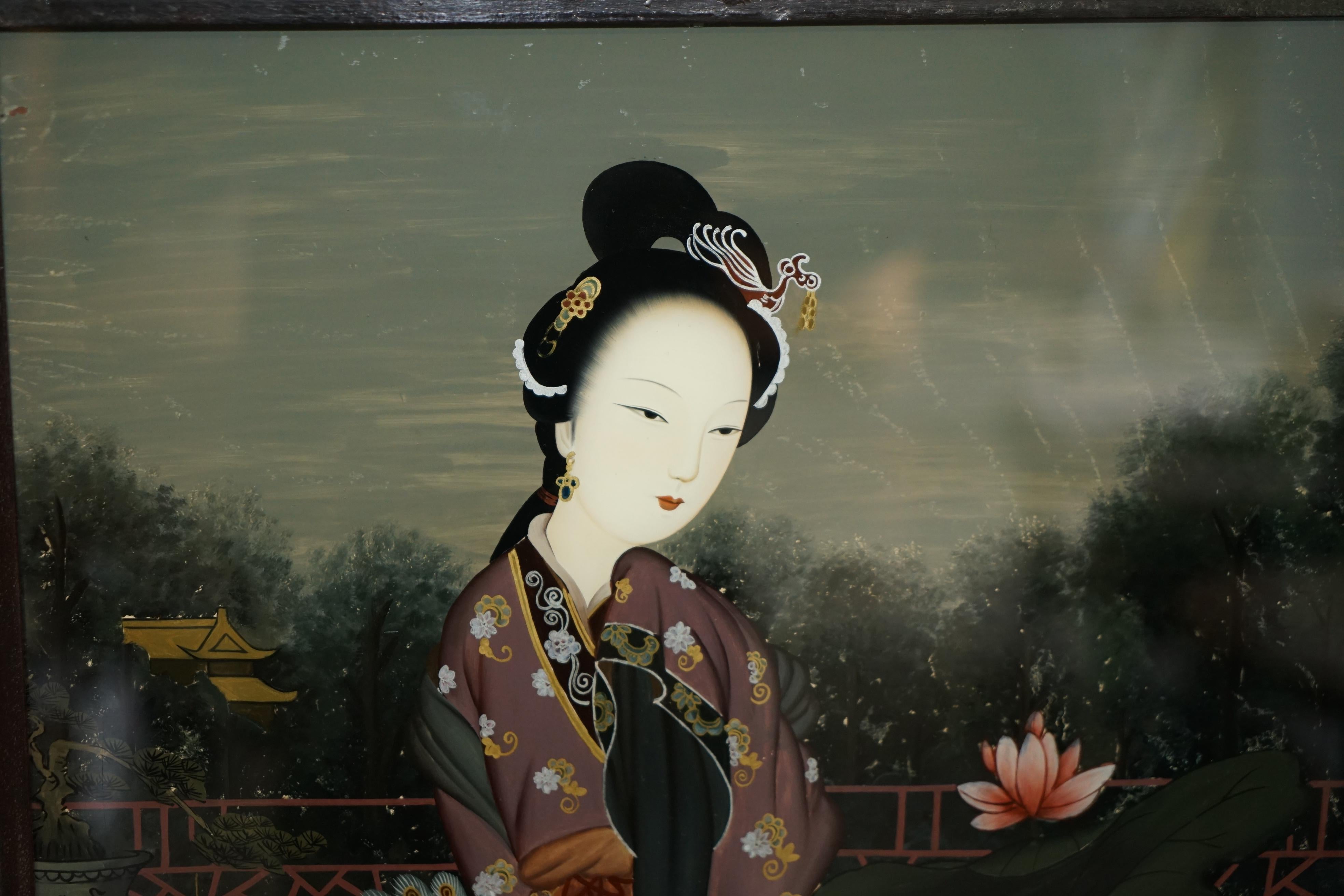 Erhabenes Paar antiker chinesischer Ahnenporträts mit handgemalten Glasgemälden im Angebot 1