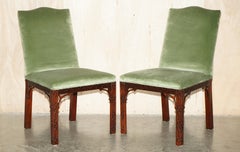 SUBLIME PAIR OF ANTIQUE VICTORiAN THOMAS CHIPPENDALE ORNATELY CARVED SIDE CHAIRS