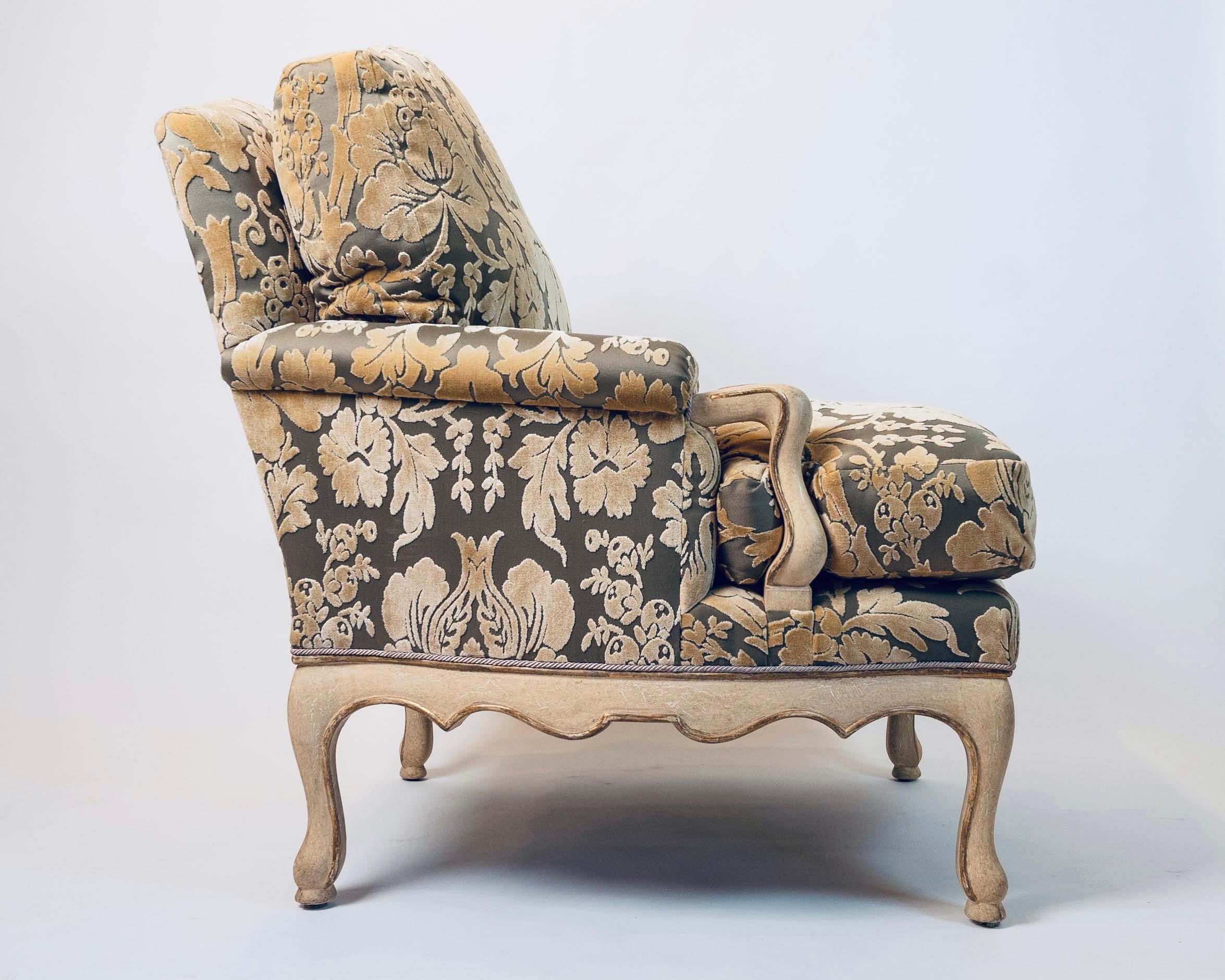 Sublime Pair of J Robert Scott French Country Bergere Club Chairs 4