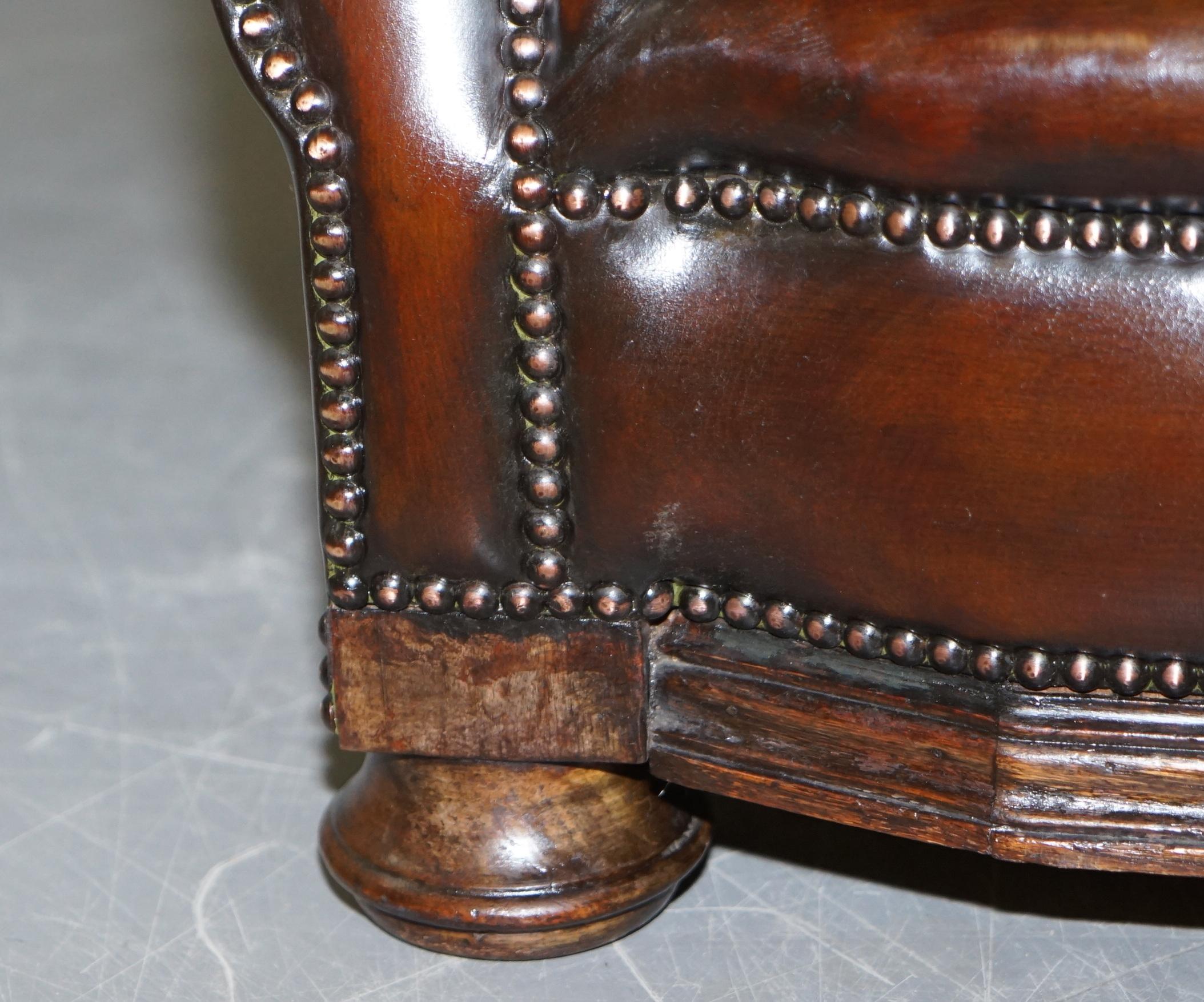 Sublime Pair of Victorian Fully Restored Cigar Brown Leather Club Armchairs 12