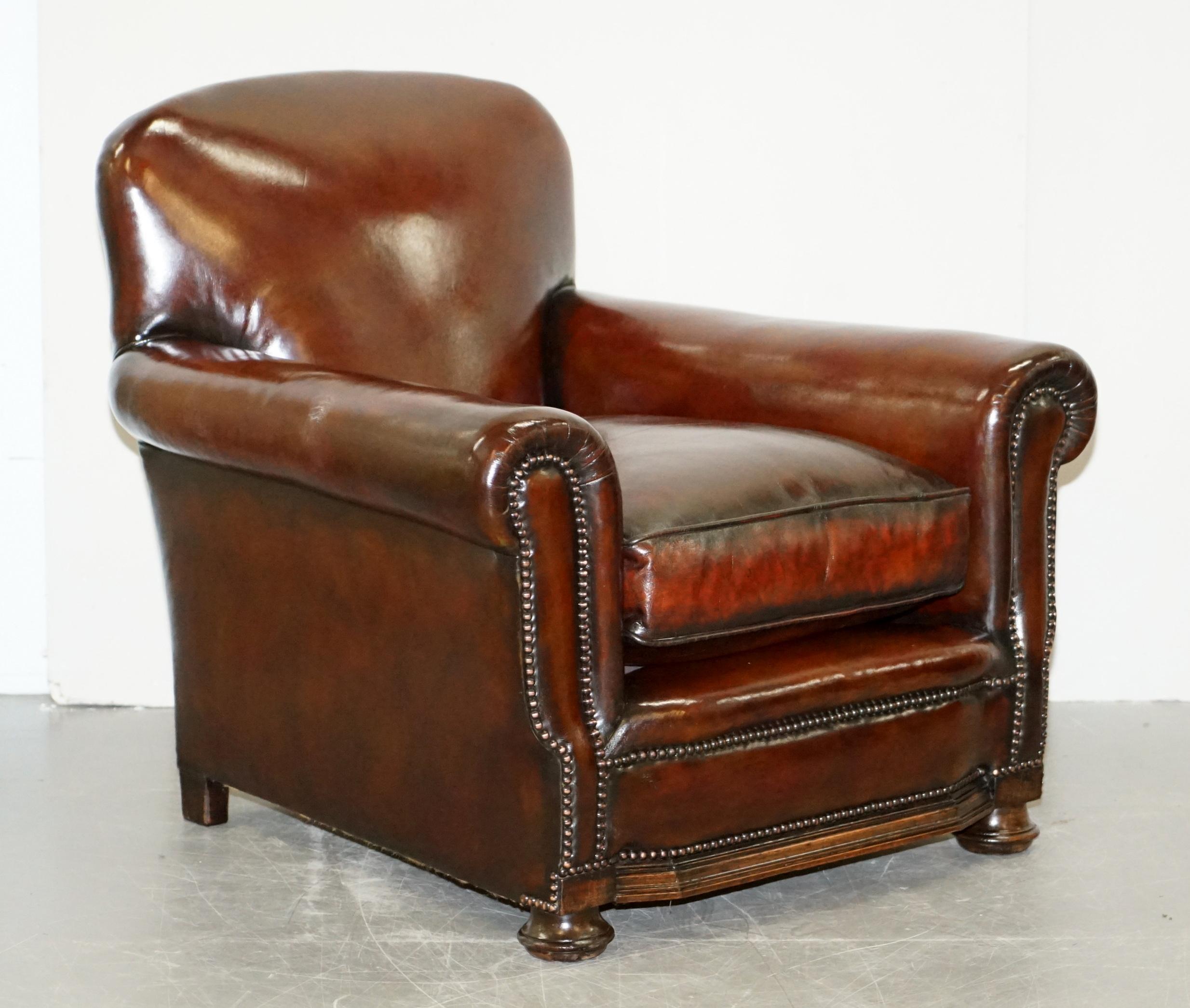 We are delighted to offer for sale this stunning fully restored pair of Victorian hand dyed rich cigar brown leather club armchairs

A very good looking well made and comfortable pair of armchairs, the leather is thick saddle hide upholstery which