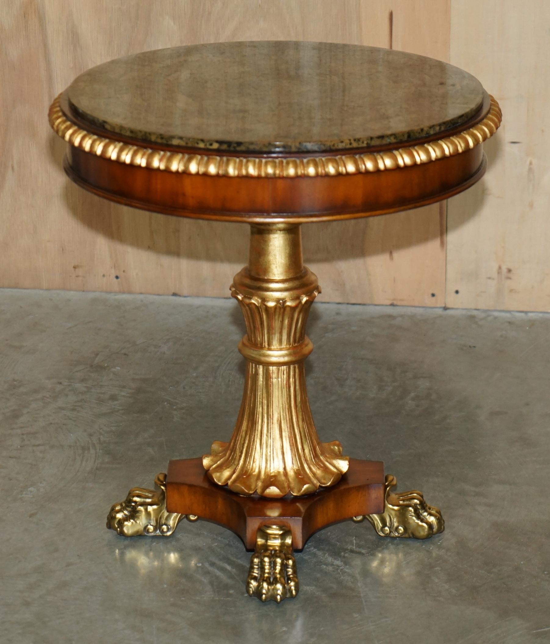 SUBLIME PAiR OF VINTAGE MARBLE TOPPED SIDE END TABLES SOLID BRASS LIONS PAW FEET For Sale 5