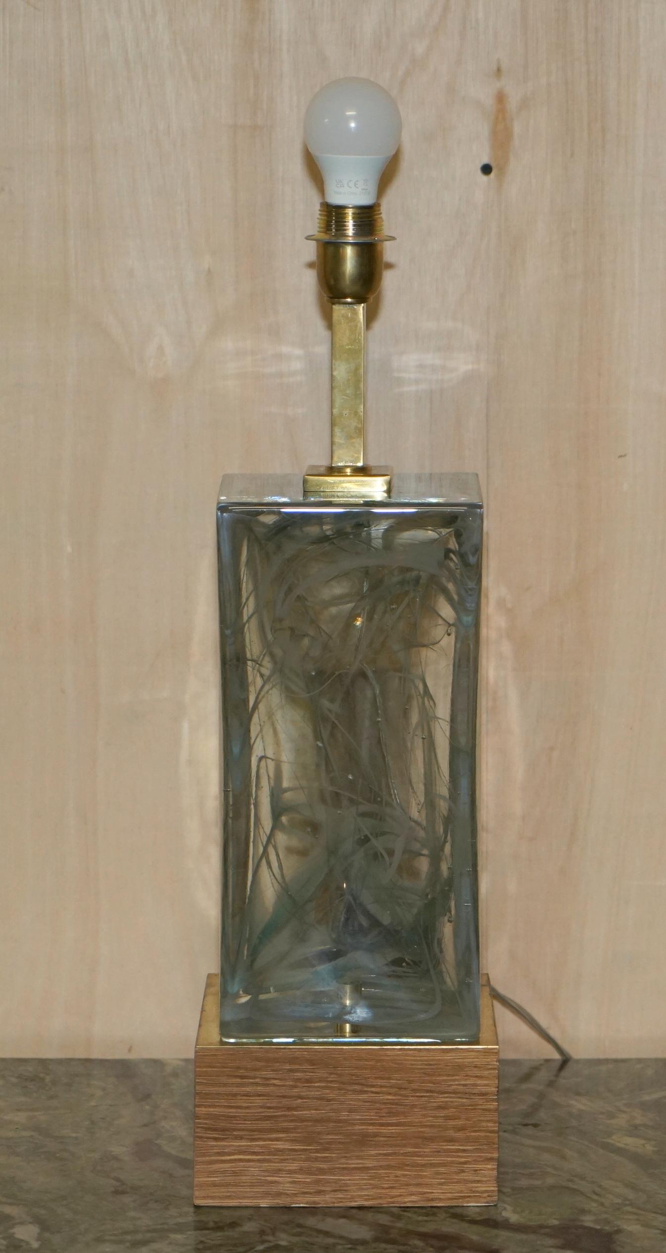 Sublime paire de grandes lampes de bureau vintage en verre de Murano marbré massif et lourd en vente 4