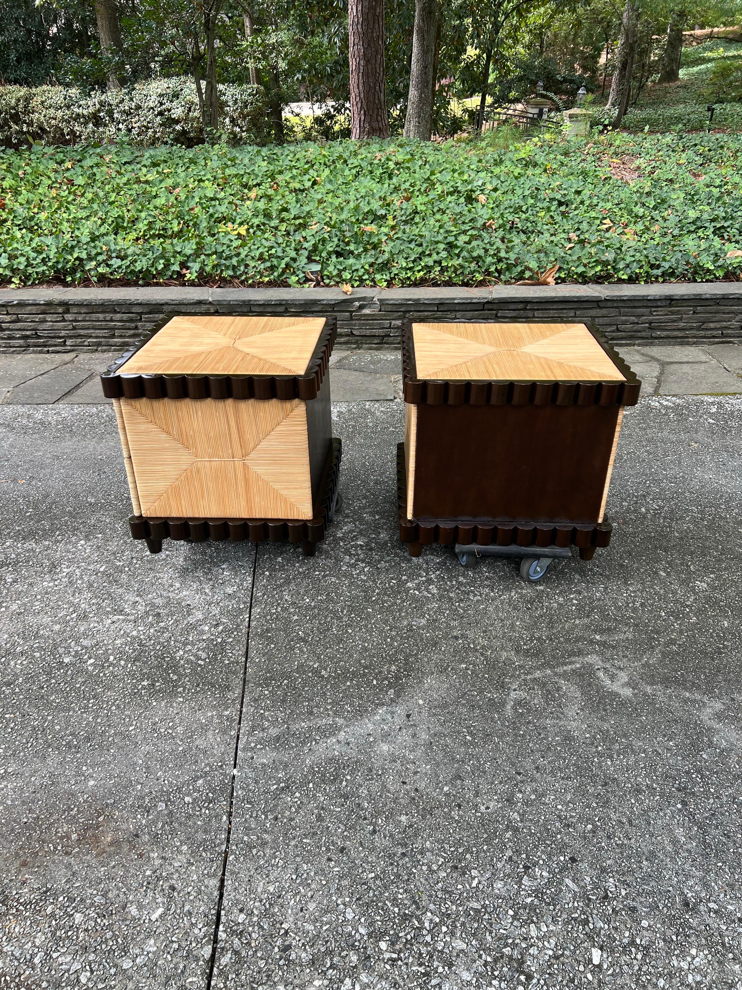 Canna Sublime coppia di cassapanche d'epoca in mogano smerlato dopo Donghia in vendita