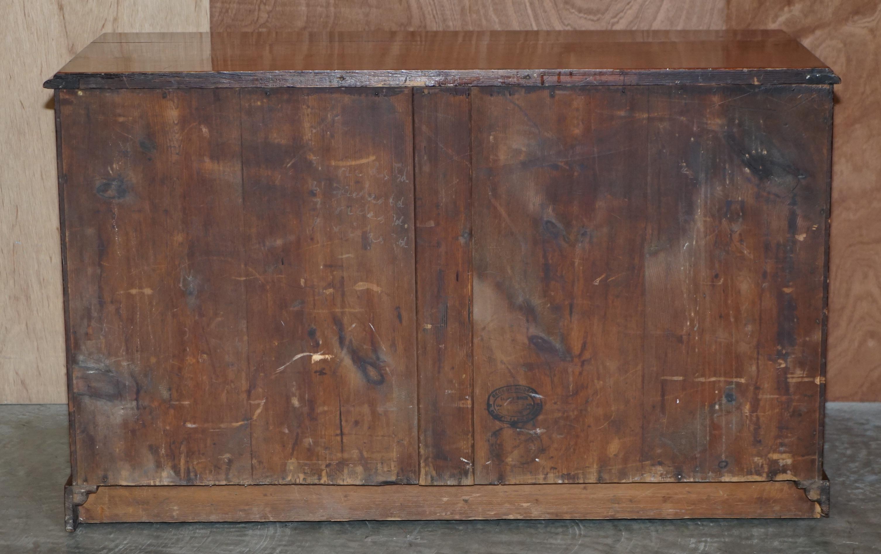Sublime Patina circa 1880 Pitch Pine Chest of Drawers Must See Timber Grain!!!!! For Sale 8