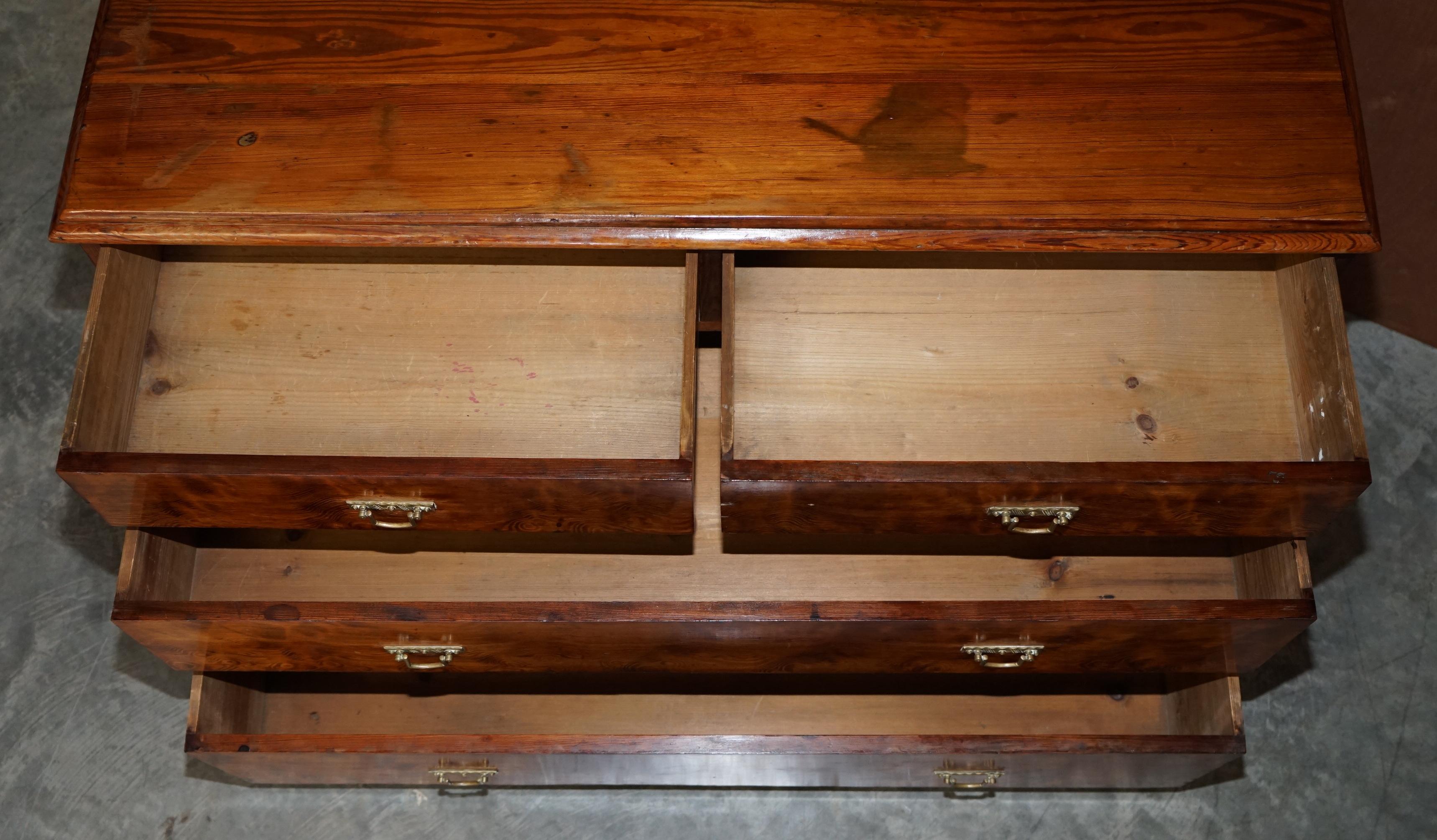 Sublime Patina circa 1880 Pitch Pine Chest of Drawers Must See Timber Grain!!!!! For Sale 13