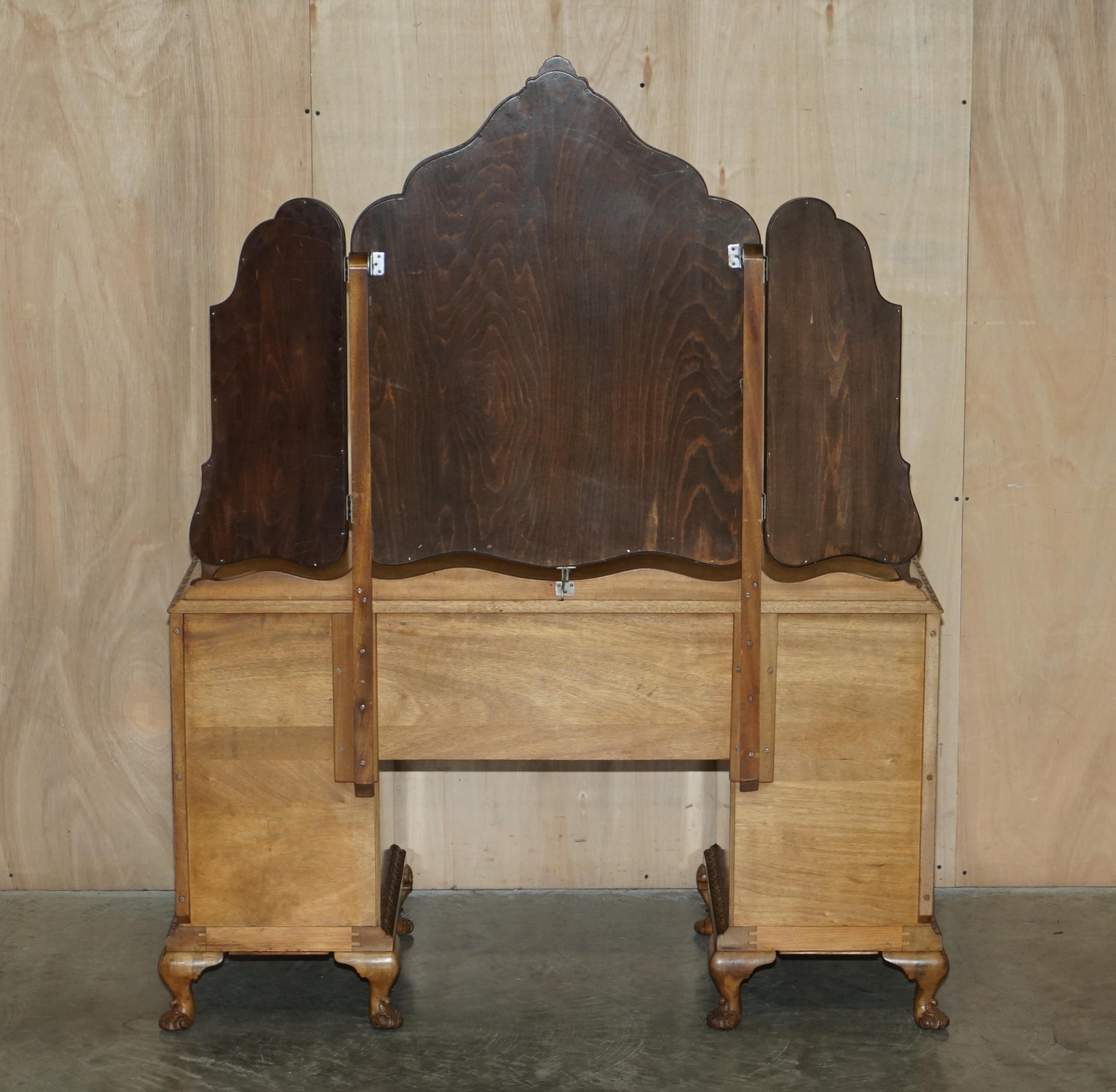 Sublime Quality Burr Walnut Hand Carved Dressing Table & Stool Part of Suite 5