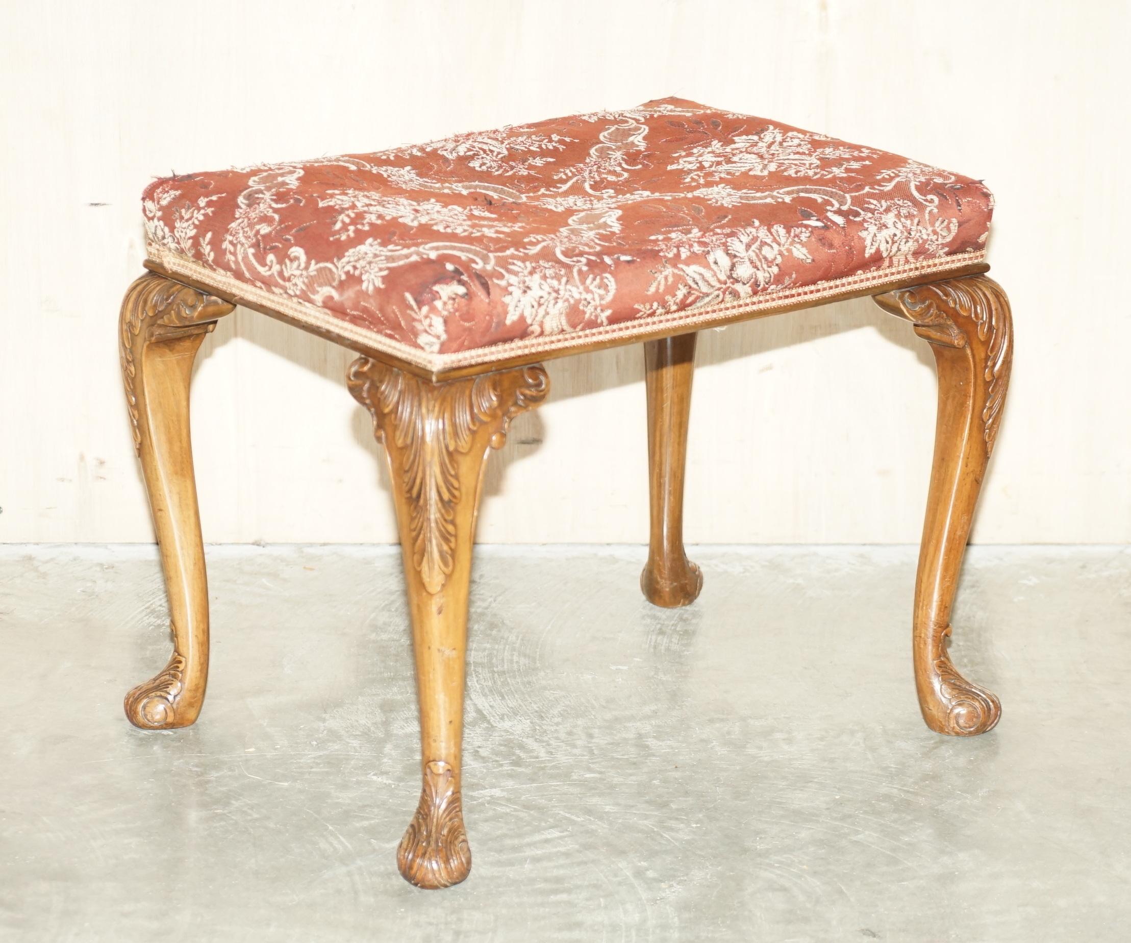 Sublime Quality Burr Walnut Hand Carved Dressing Table & Stool Part of Suite 8