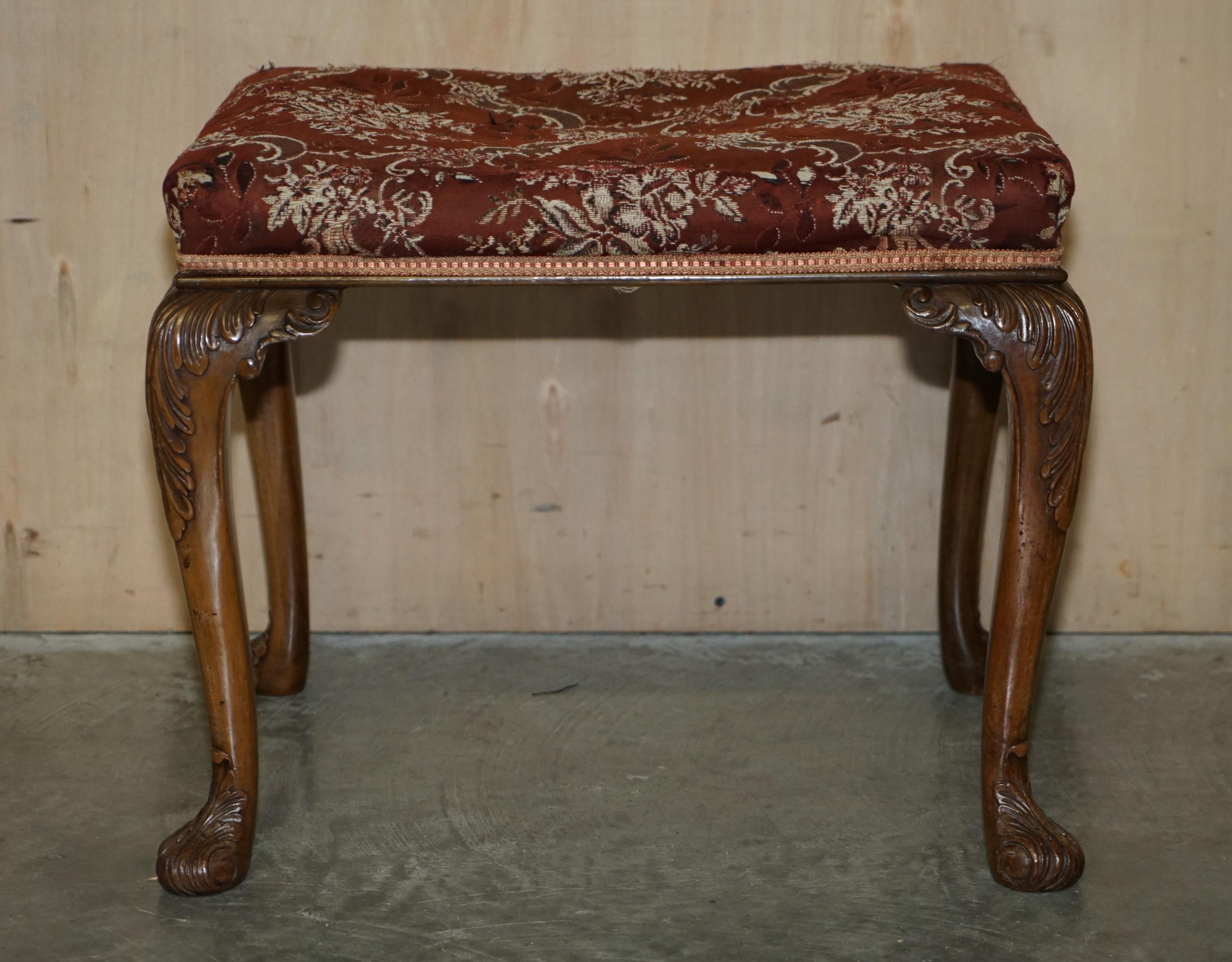 Sublime Quality Burr Walnut Hand Carved Dressing Table & Stool Part of Suite 9