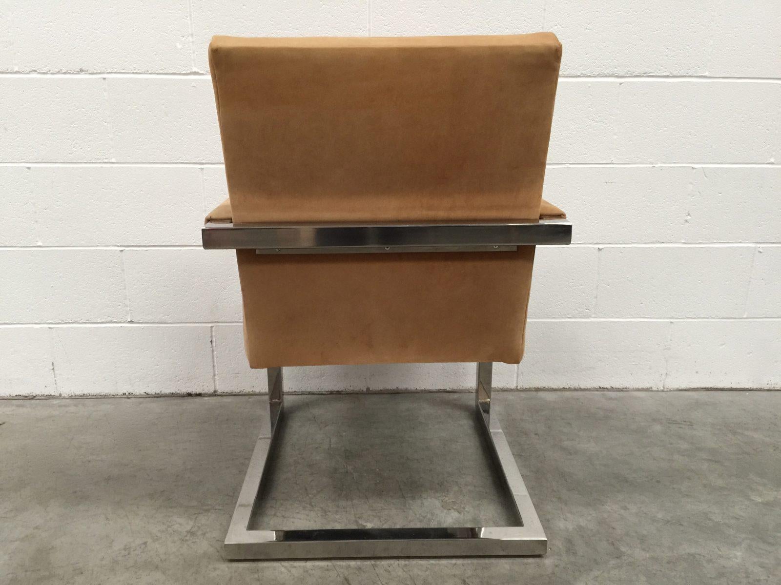XXIe siècle et contemporain Sublime fauteuil carré Polo de Ralph Lauren en daim et chrome en vente