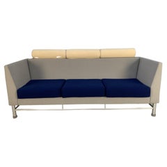 Seltenes Knoll East Side Sofa von Ettore Sottsass aus blauer und grauer Wolle