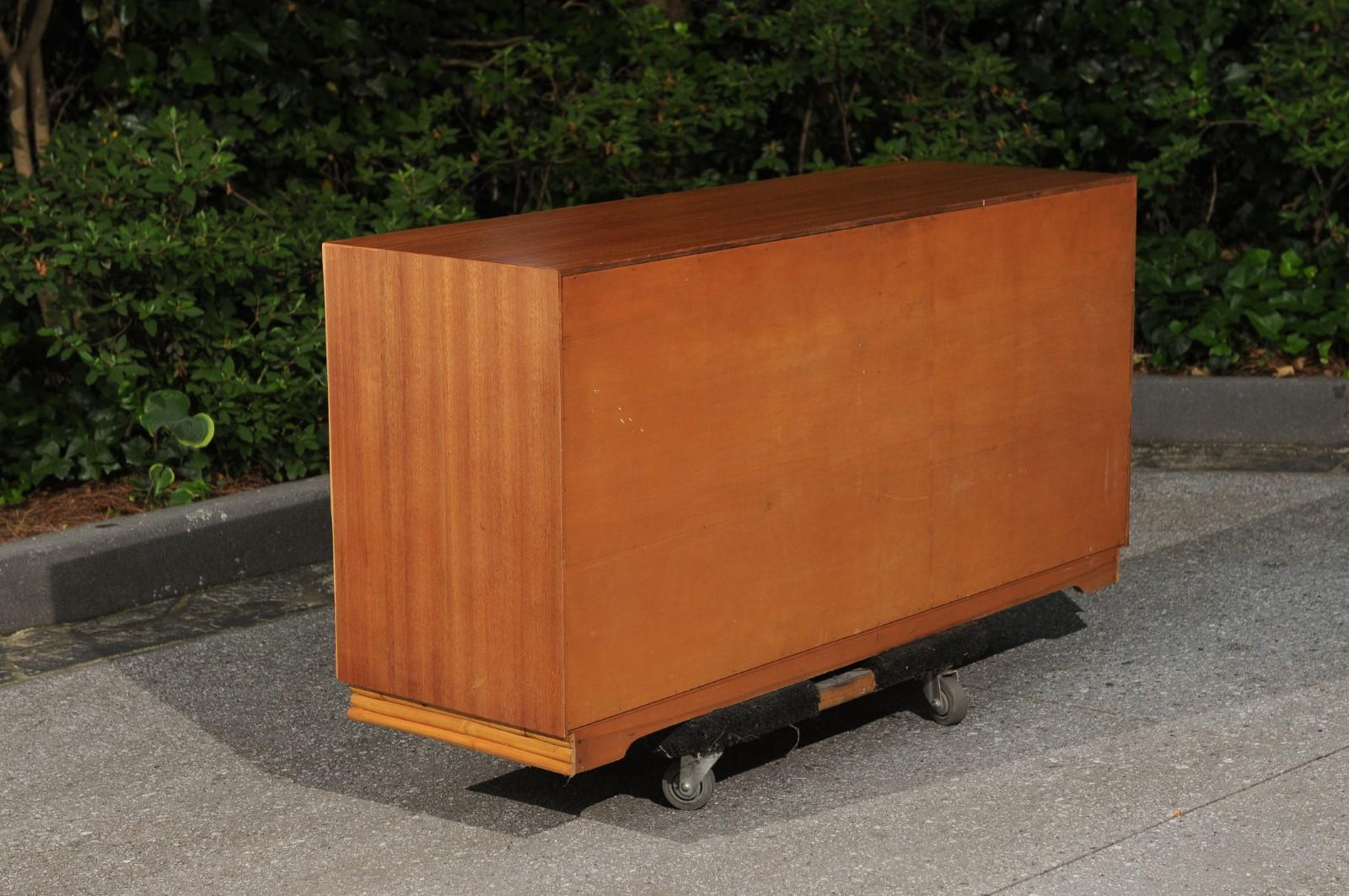 Sublime Restored Ribbon Mahogany and Rattan Chest by Ritts, circa 1950 For Sale 10