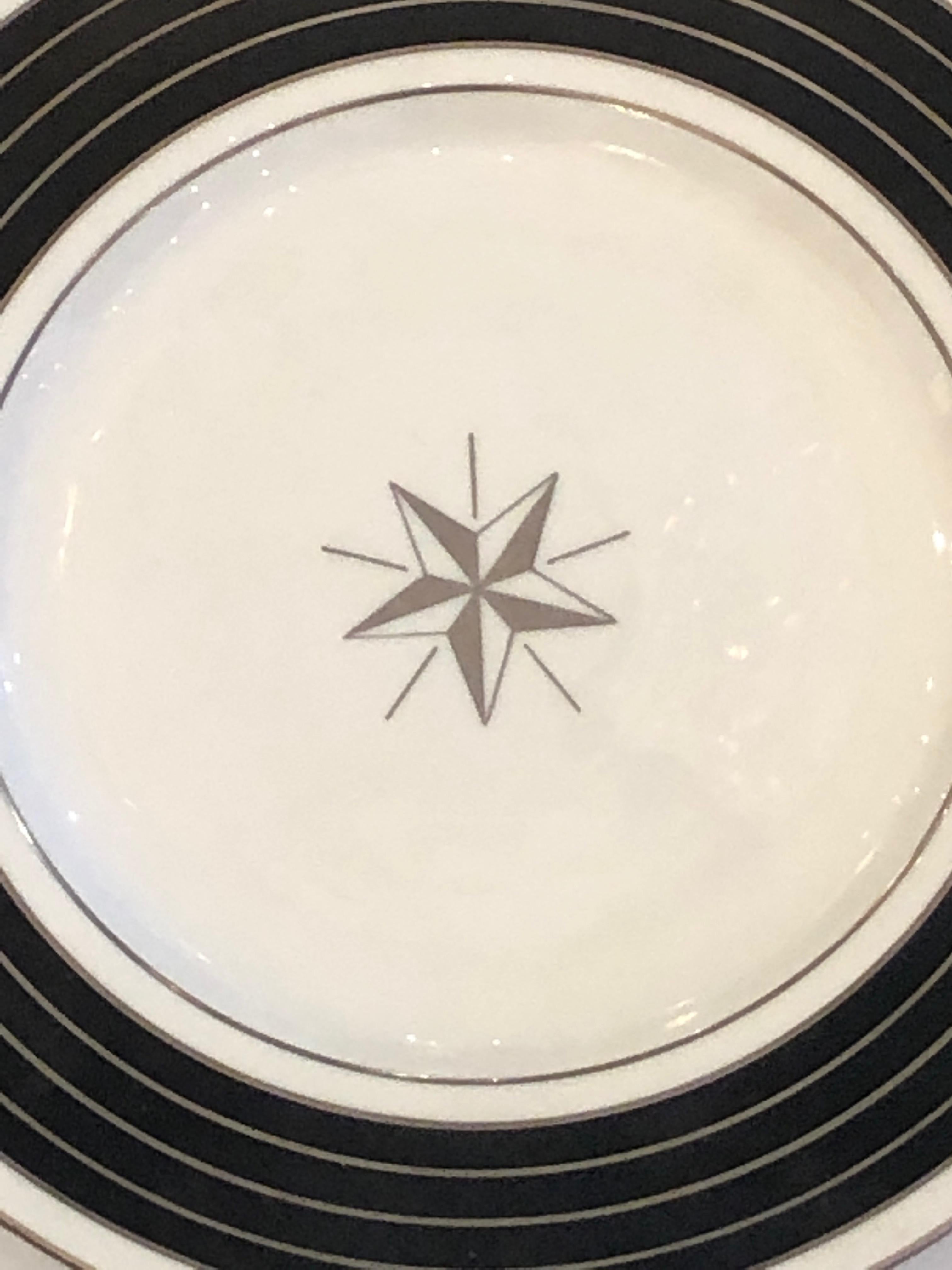 Mid-20th Century Sublime Set of 12 Minton Dinner or Service Plates For Sale