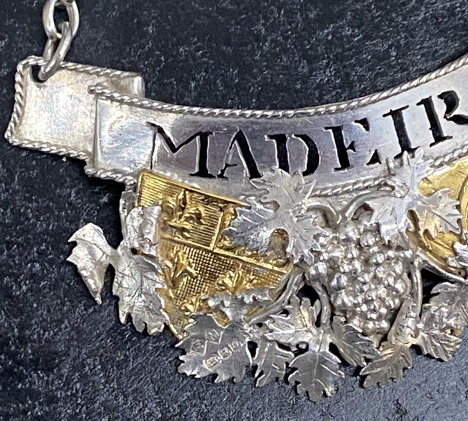 Sublime Set of 1988 Sterling Solid Silver & Gold Decanter Labels Port & Maderia For Sale 15