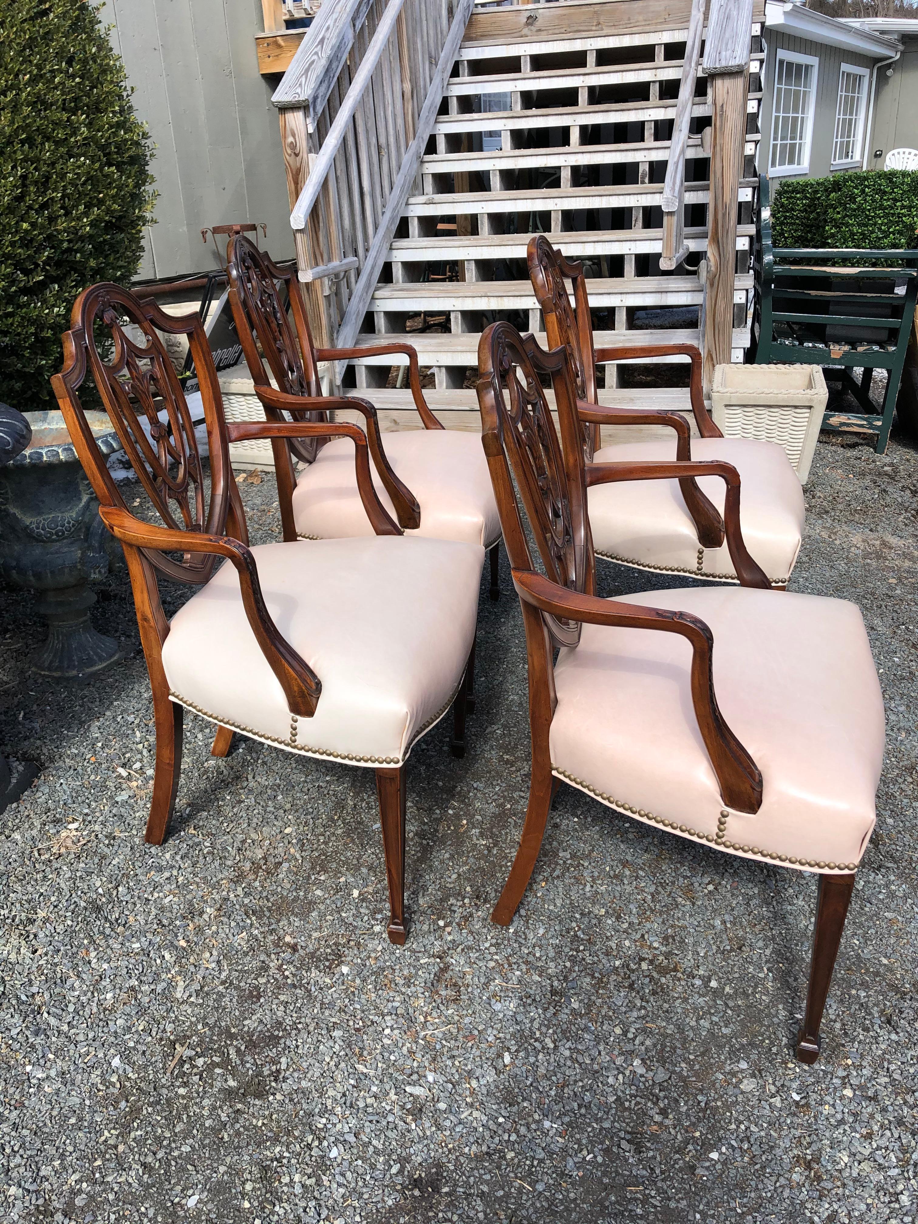Sublime Set of 4 Antique Mahogany Shield Back Dining Chairs with Leather Seats 1