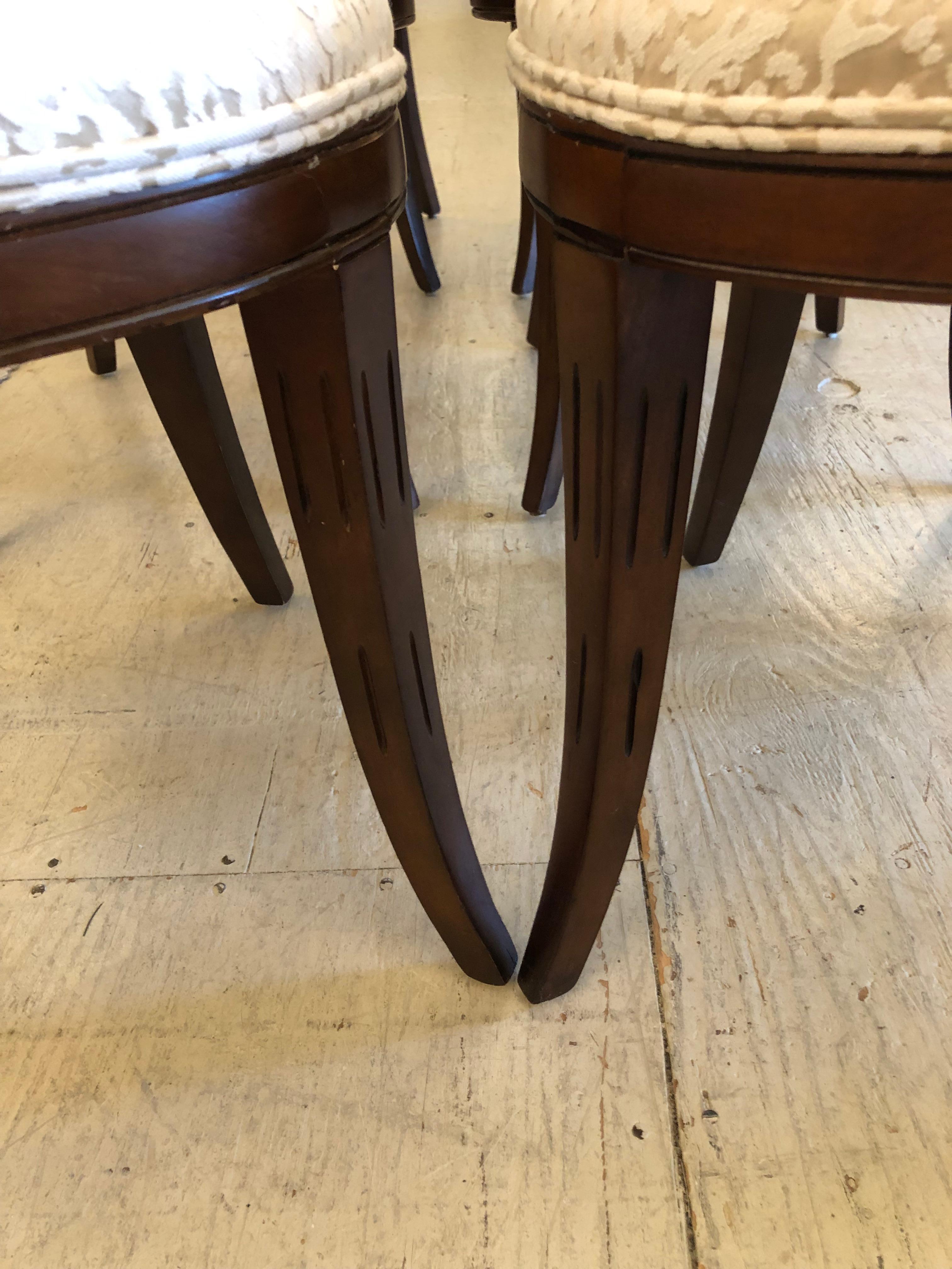 Sublime Set of 6 Vintage Italian Walnut Grotto Shell Back Dining Chairs 7