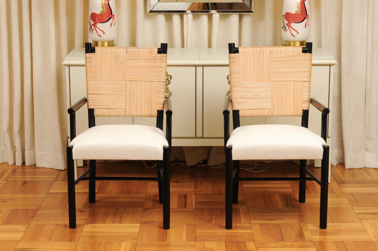 Sublime ensemble de 8 chaises de salle à manger à dossier en rotin par John Hutton pour Donghia en vente 2