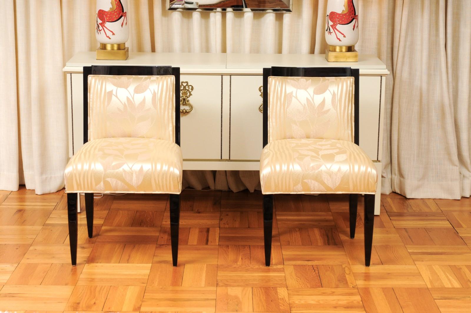 Fine XX secolo Sublime set di 8 sedie Deco Revival di Sally Sirkin Lewis per J. Robert Scott in vendita