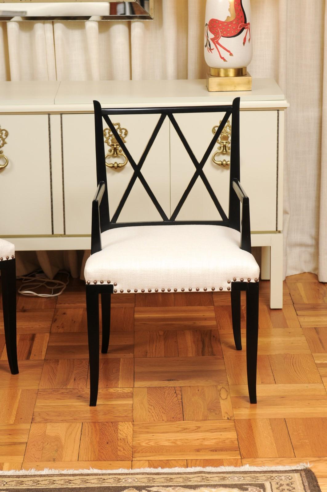 Americano Sublime set di 8 sedie da pranzo con schienale a X ARM di Tommi Parzinger, circa 1950 in vendita