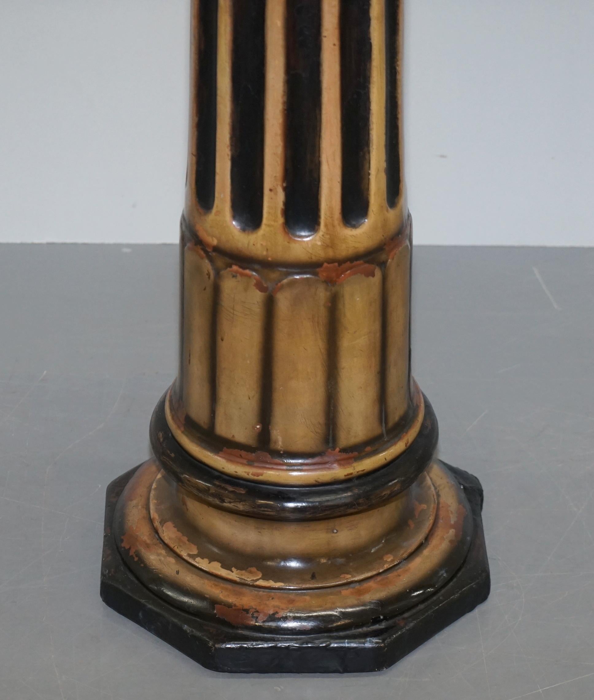 We are delighted to offer for sale this lovely pottery stone Victorian Corinthian pillar pedestal stand

A very good looking well made and decorative pillar, the finish is original and distressed, I absolutely love it

Dimensions

Height