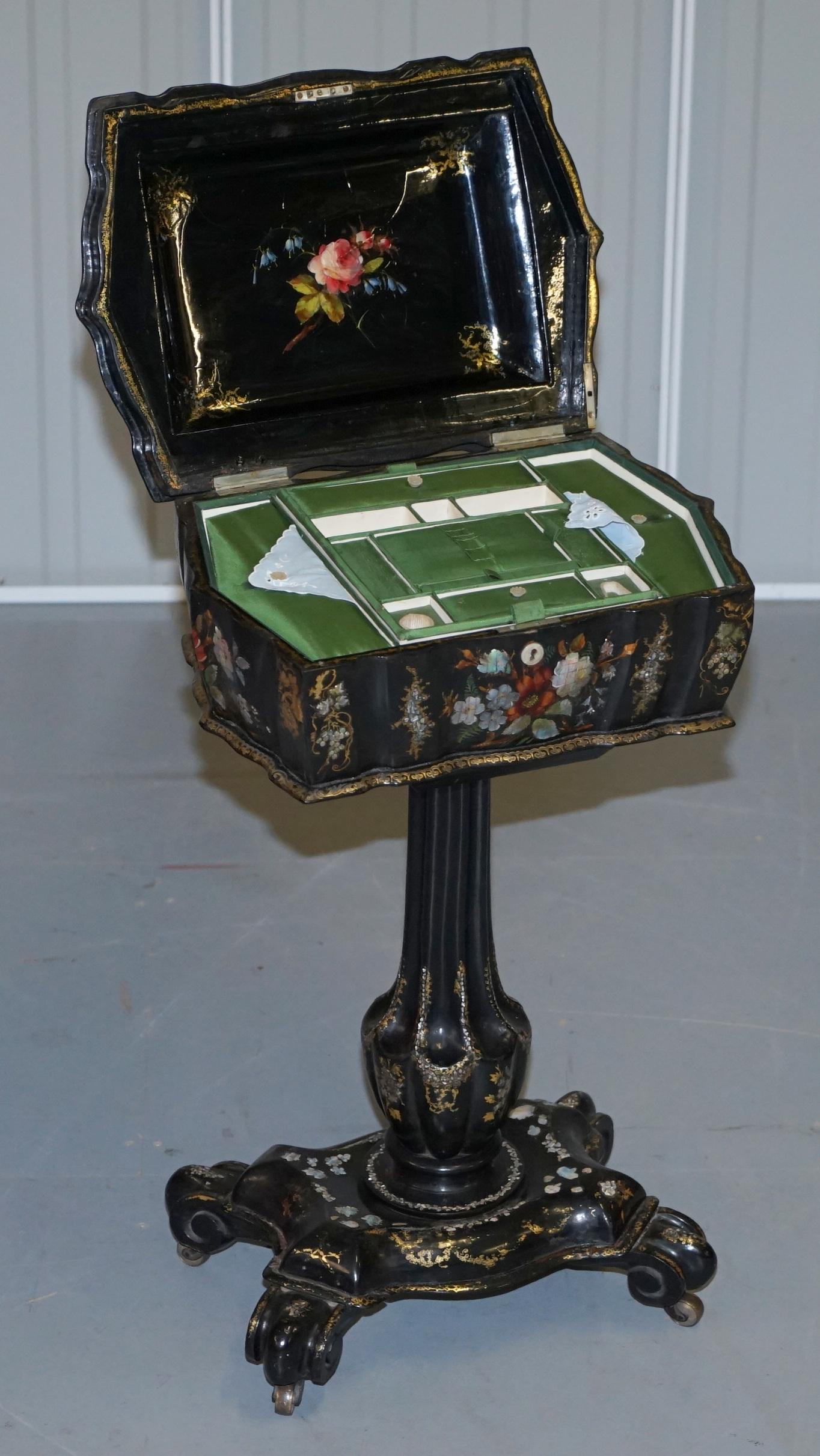 Sublime Victorian Mother of Papier Mâché Hand Painted Sewing Work Box 9